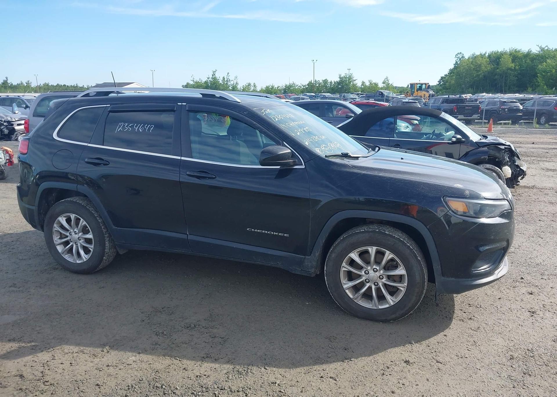 2019 JEEP CHEROKEE LATITUDE