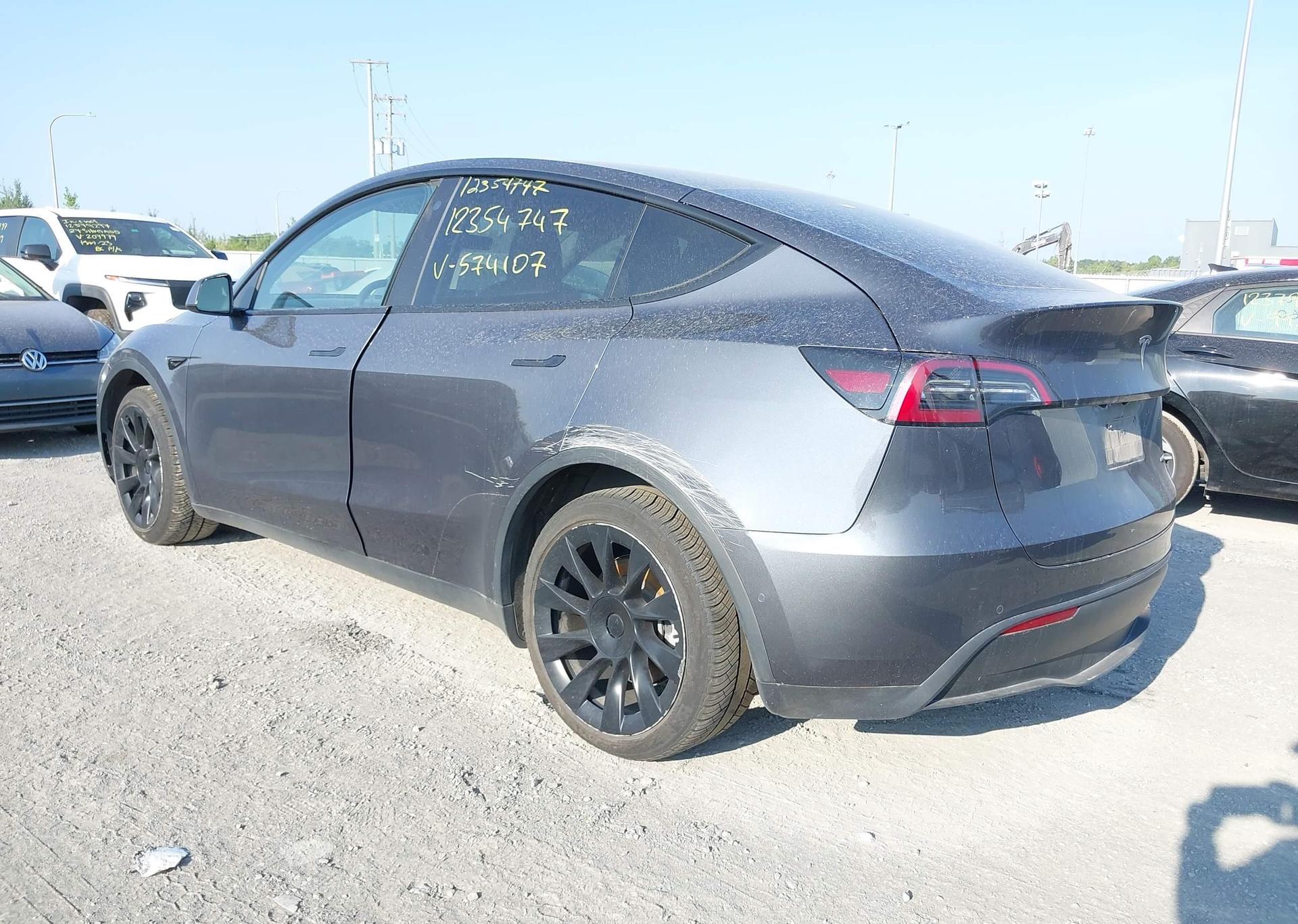 2022 TESLA MODEL Y LONG RANGE