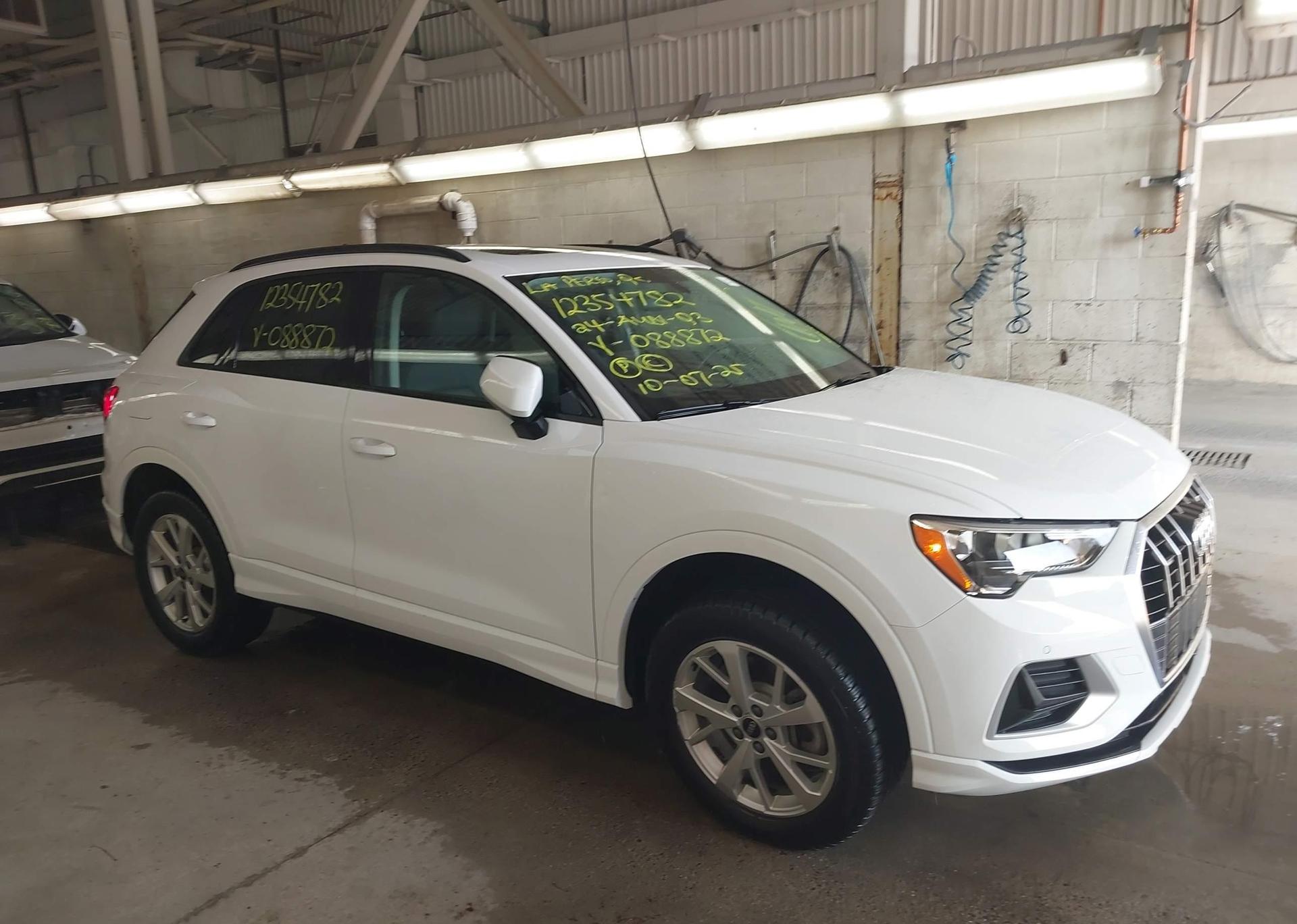 2024 AUDI Q3 PREMIUM 40