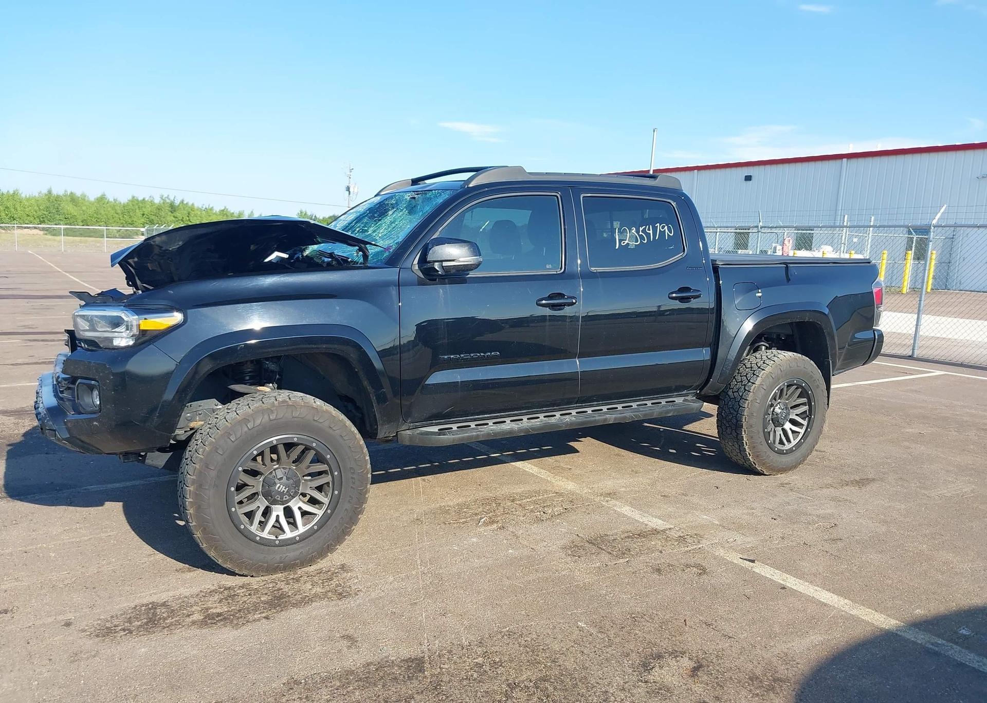 2022 TOYOTA TACOMA DOUBLE CAB
