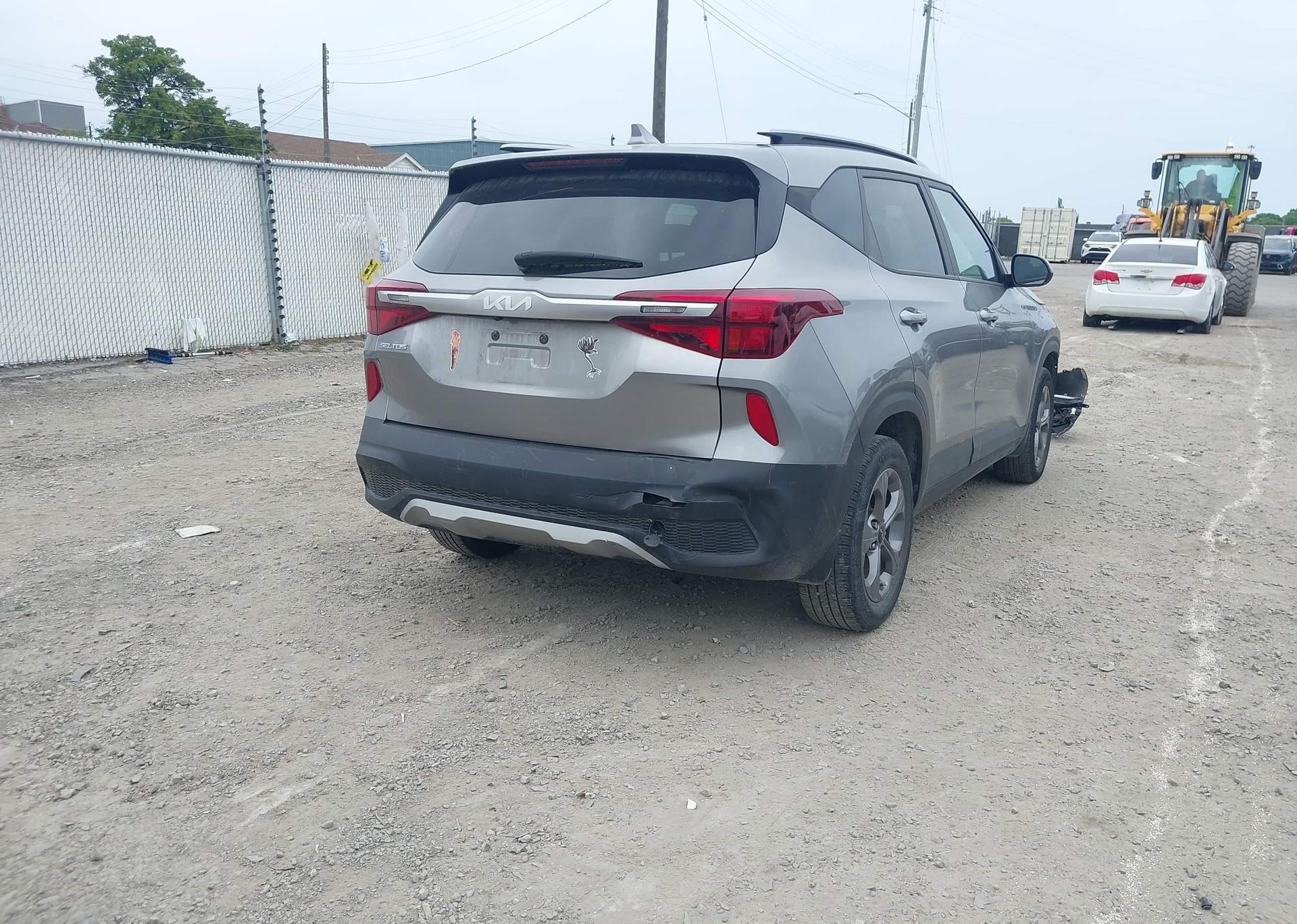 2022 KIA SELTOS LX