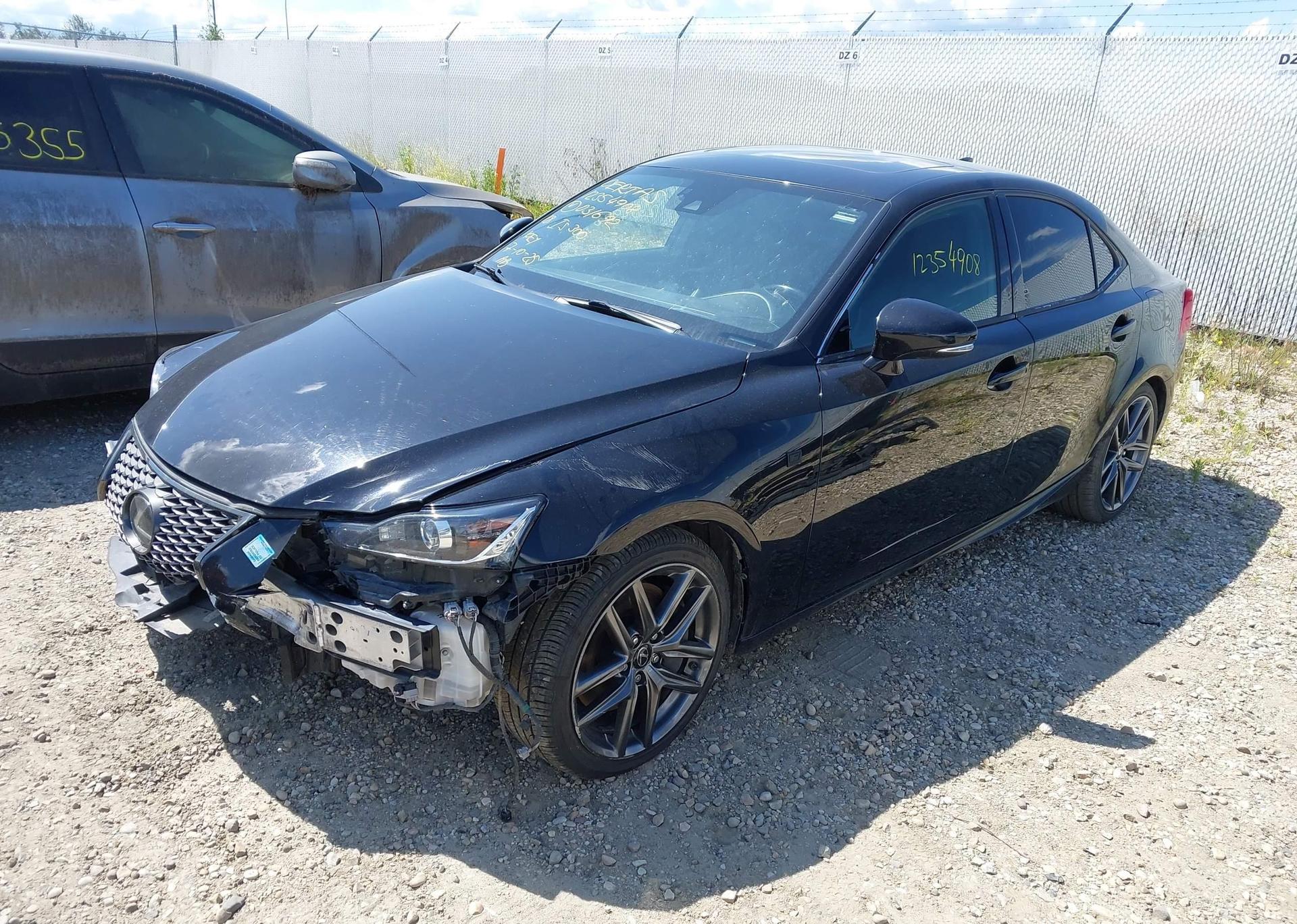 2018 LEXUS IS 300