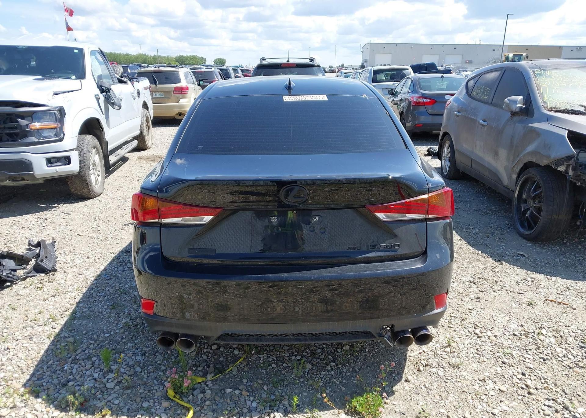 2018 LEXUS IS 300