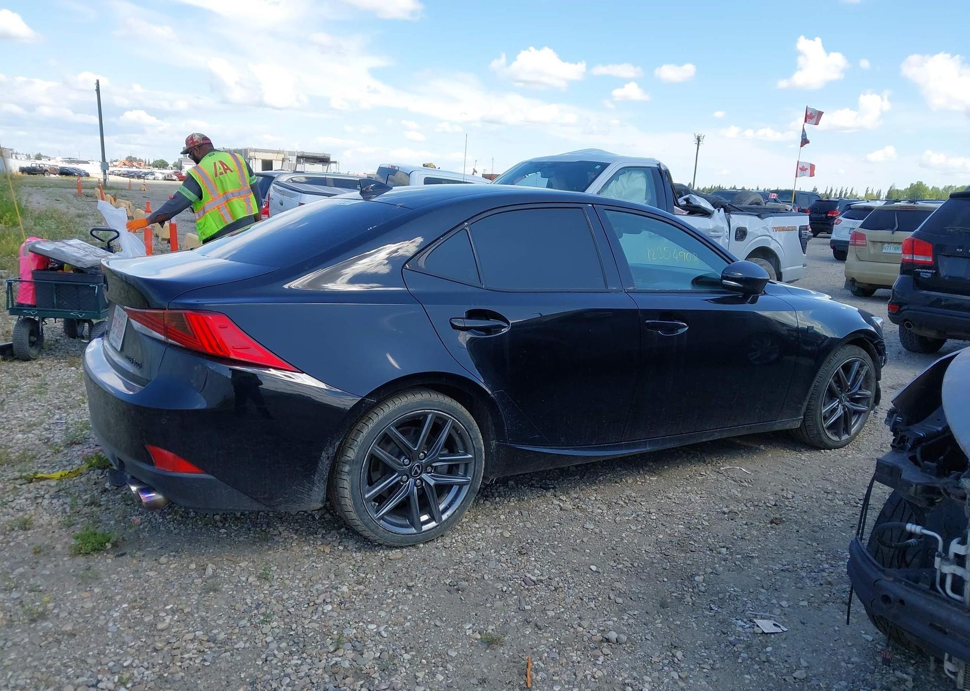 2018 LEXUS IS 300
