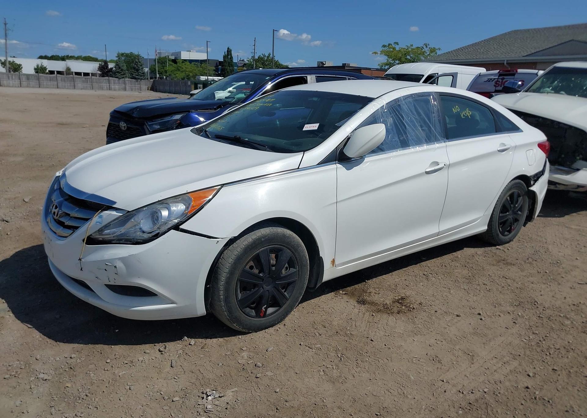 2013 HYUNDAI SONATA GL