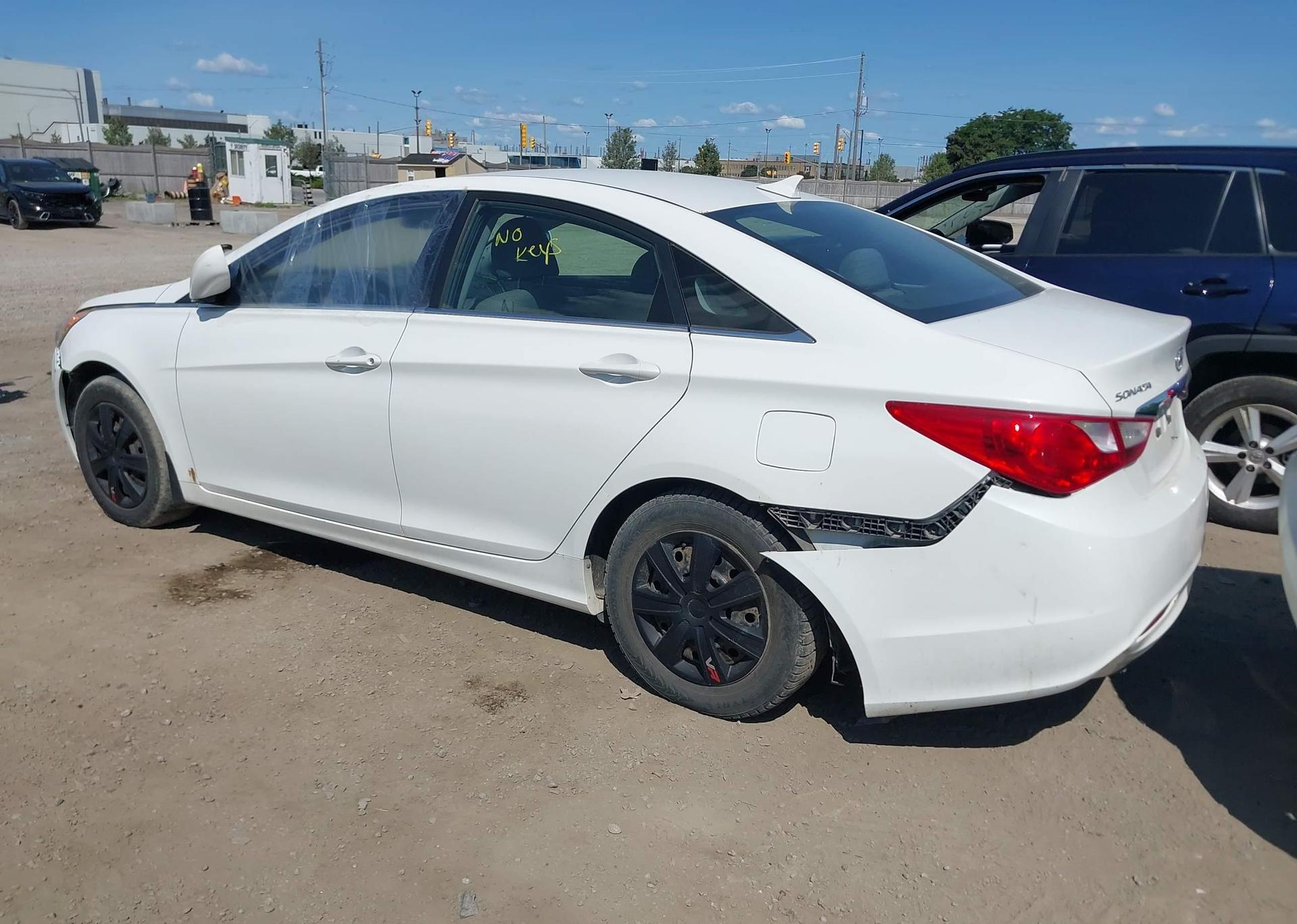2013 HYUNDAI SONATA GL