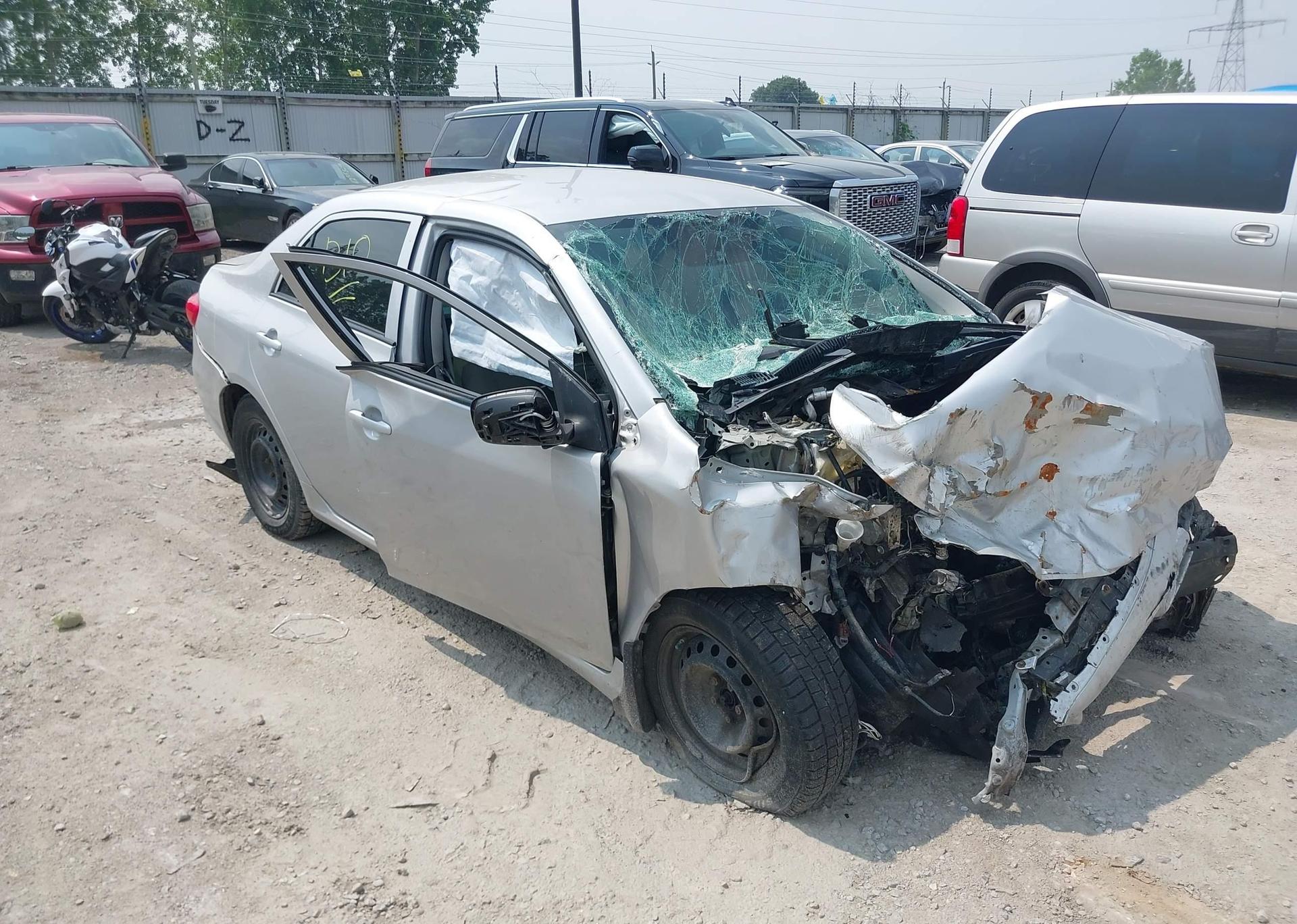 2011 TOYOTA COROLLA