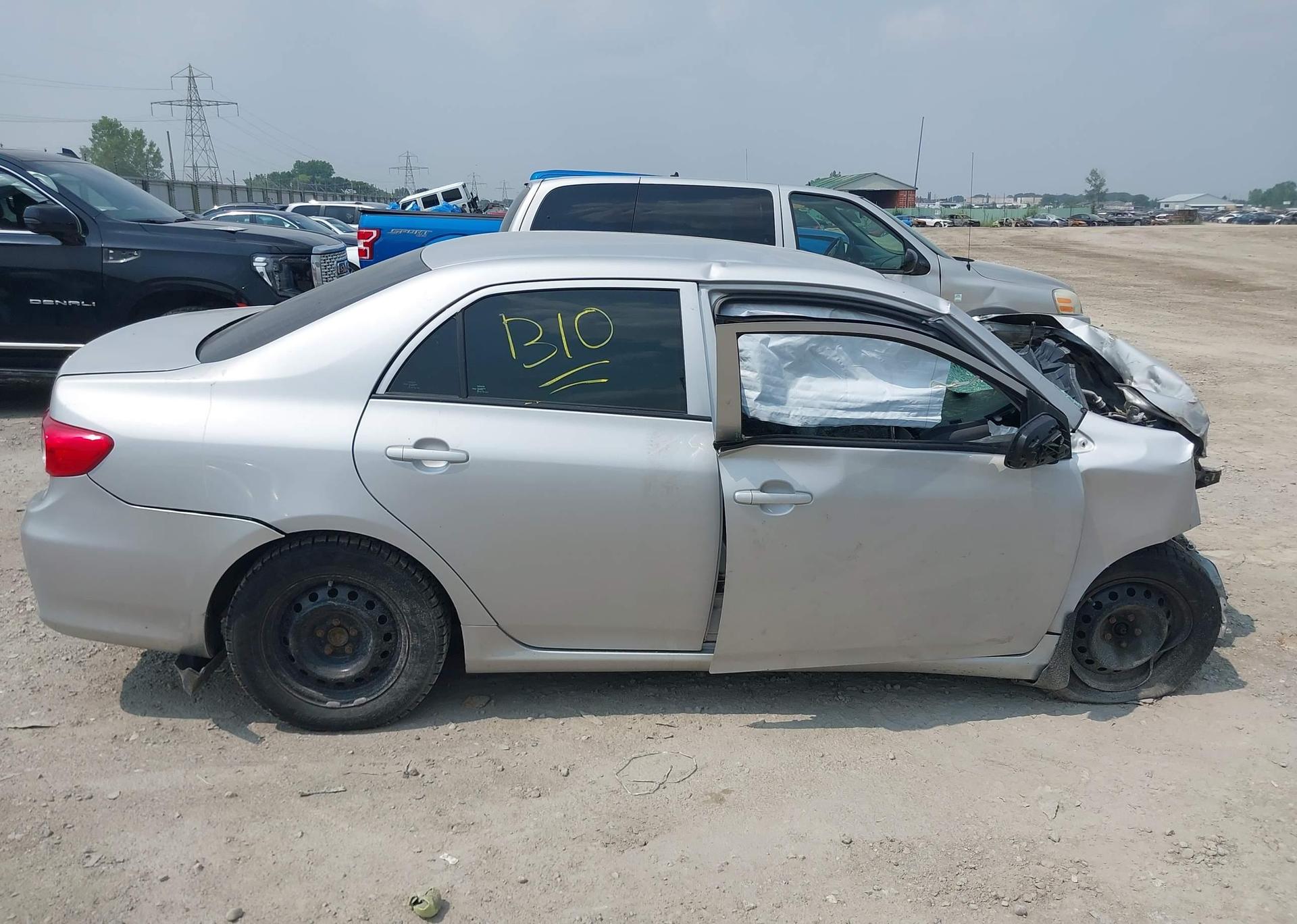 2011 TOYOTA COROLLA