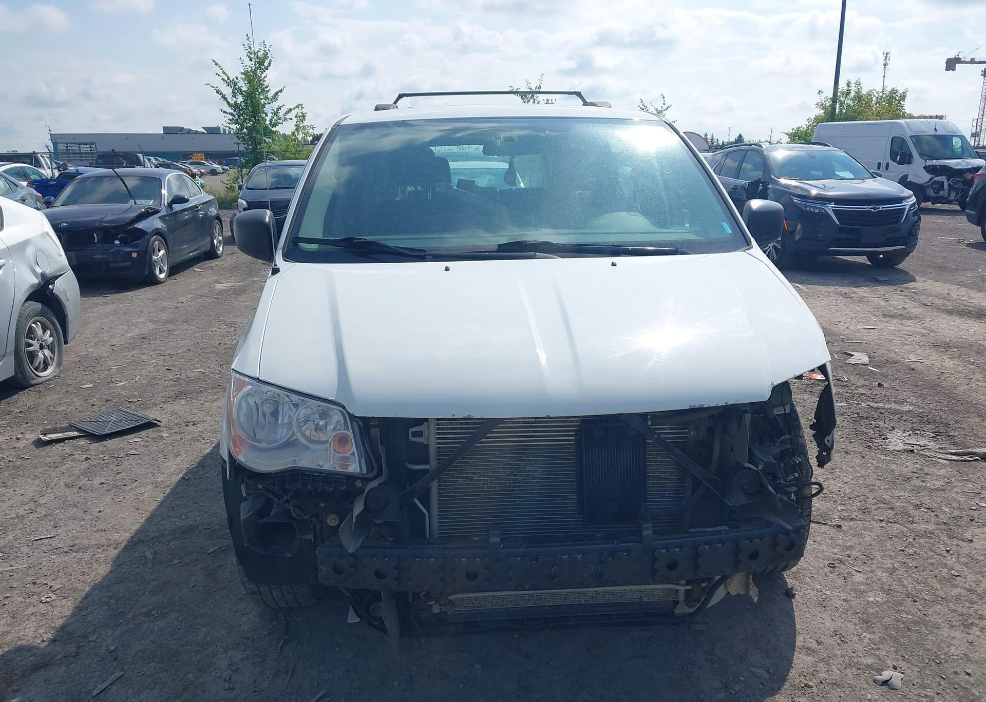 2015 DODGE GRAND CARAVAN SE