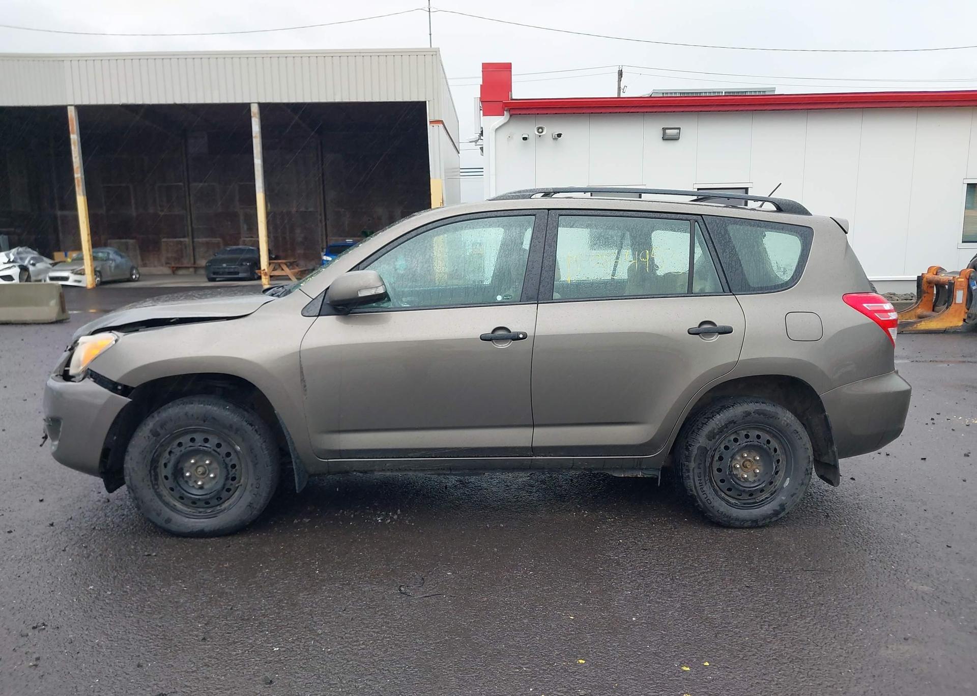 2011 TOYOTA RAV4