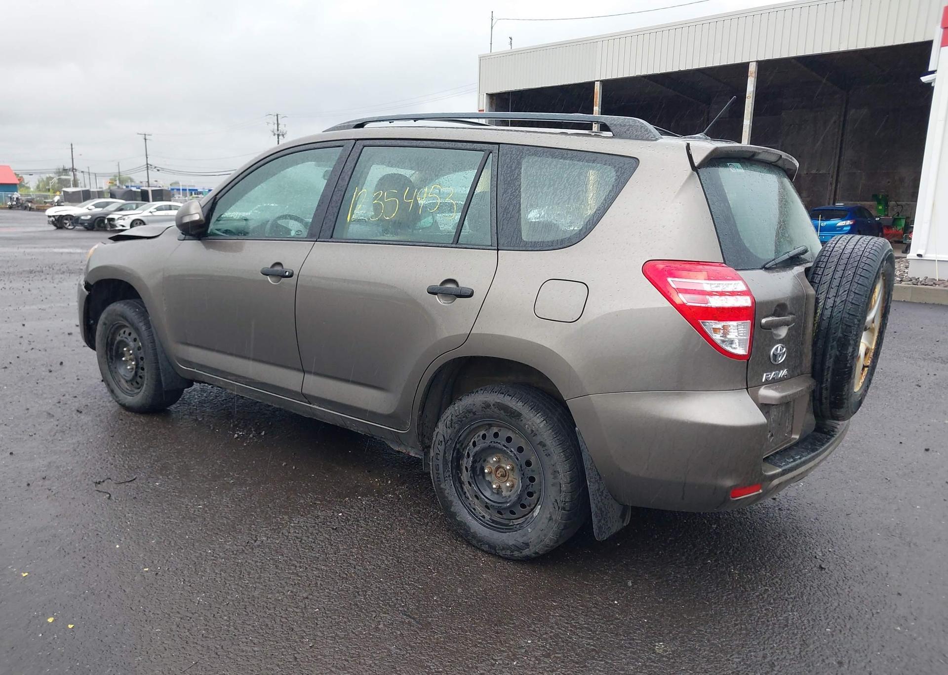 2011 TOYOTA RAV4