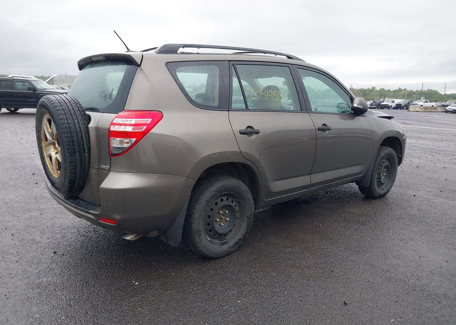 2011 TOYOTA RAV4