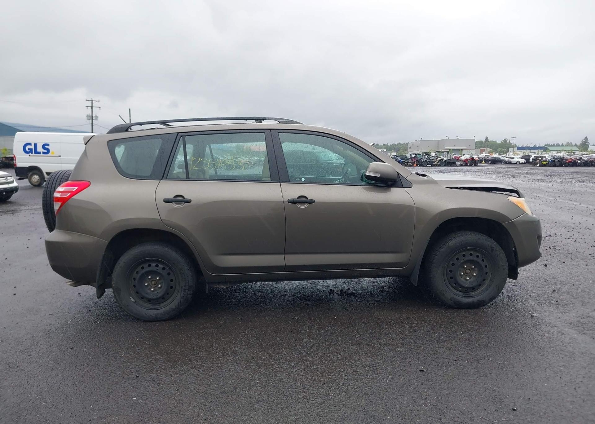 2011 TOYOTA RAV4