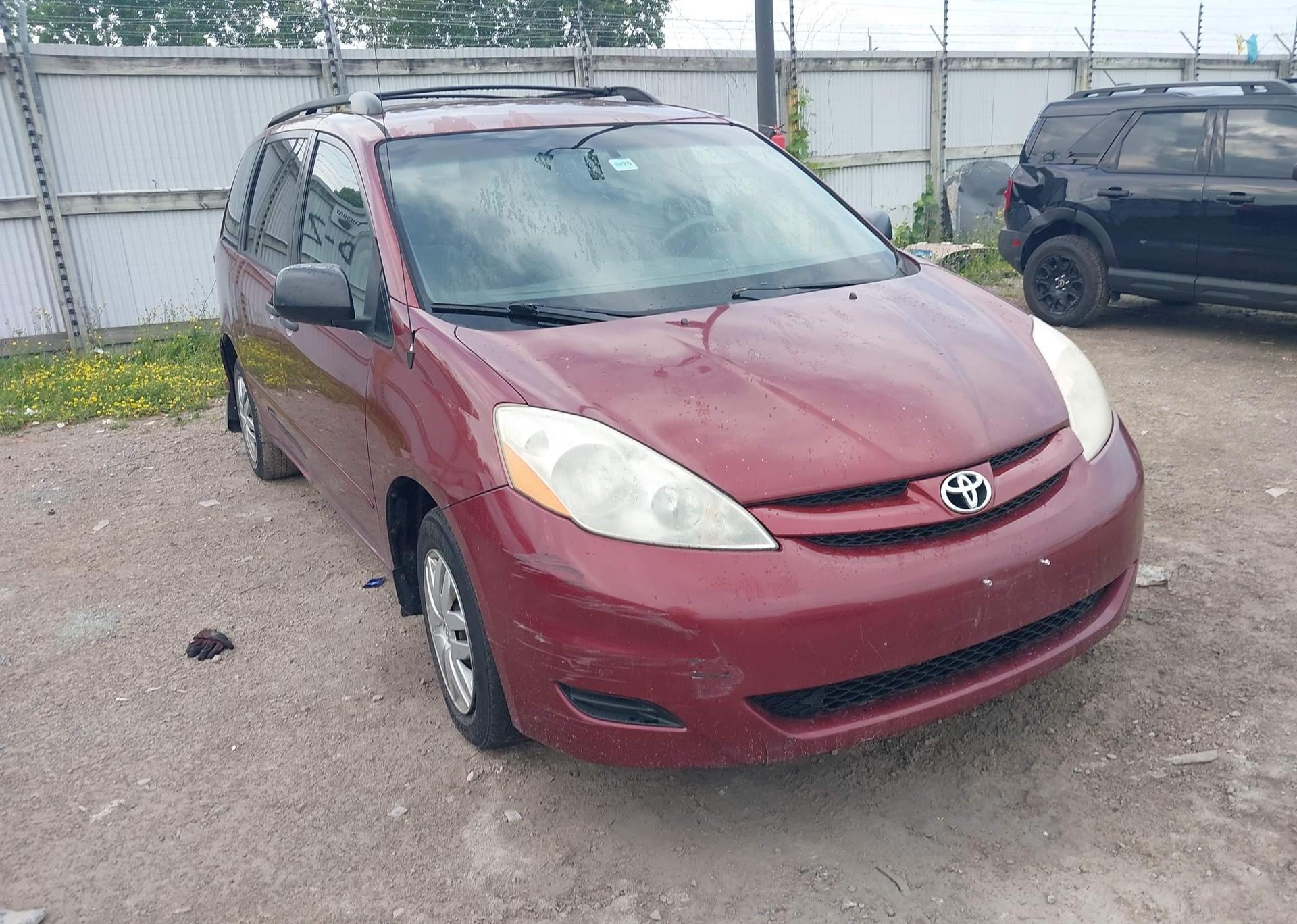 2008 TOYOTA SIENNA CE