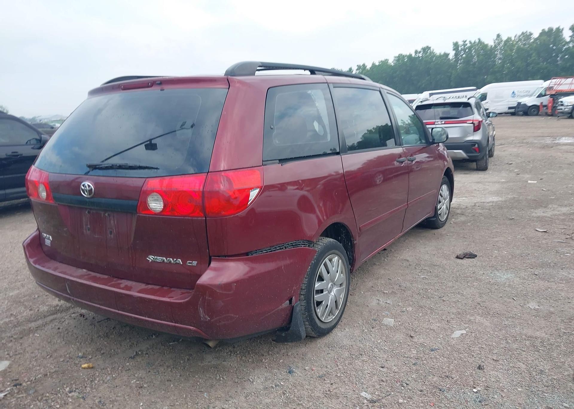 2008 TOYOTA SIENNA CE