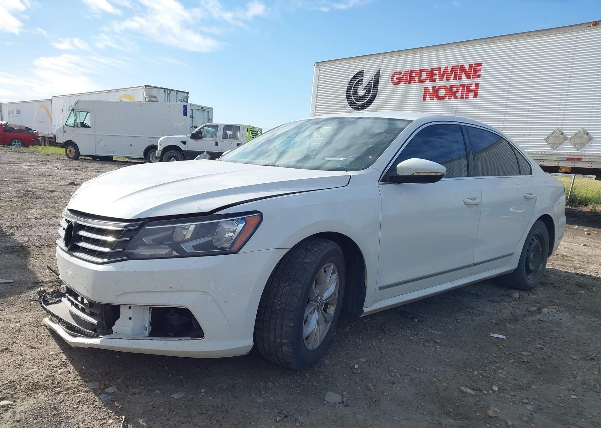 2017 VOLKSWAGEN PASSAT 1.8 TSI TRENDLINE+