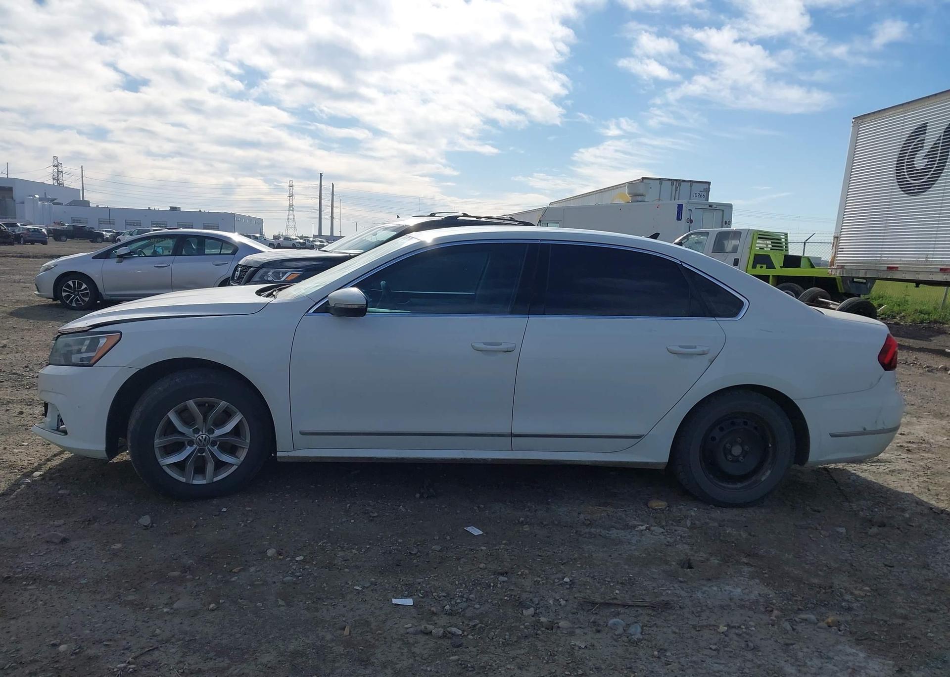 2017 VOLKSWAGEN PASSAT 1.8 TSI TRENDLINE+
