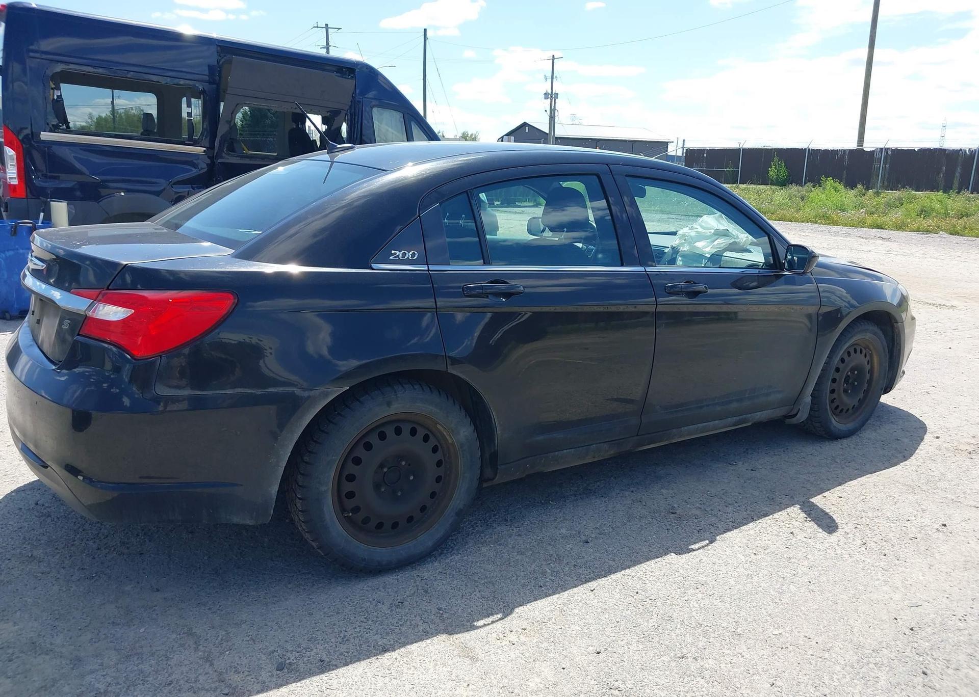 2013 CHRYSLER 200 TOURING