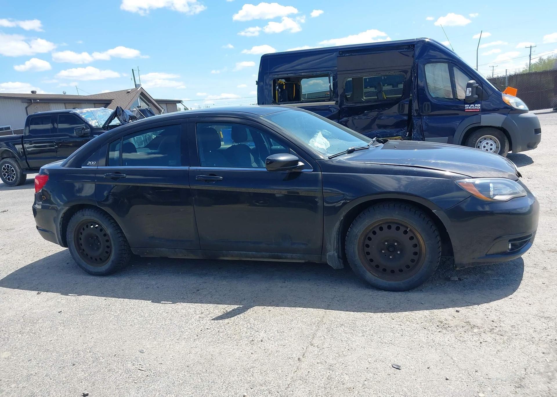 2013 CHRYSLER 200 TOURING
