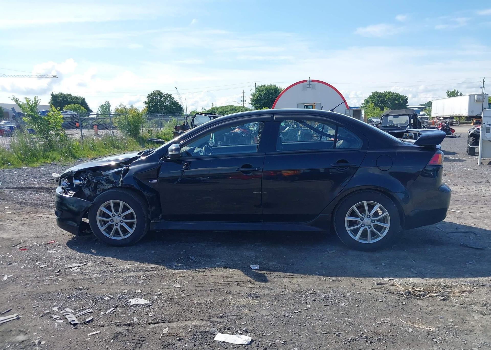 2015 MITSUBISHI LANCER