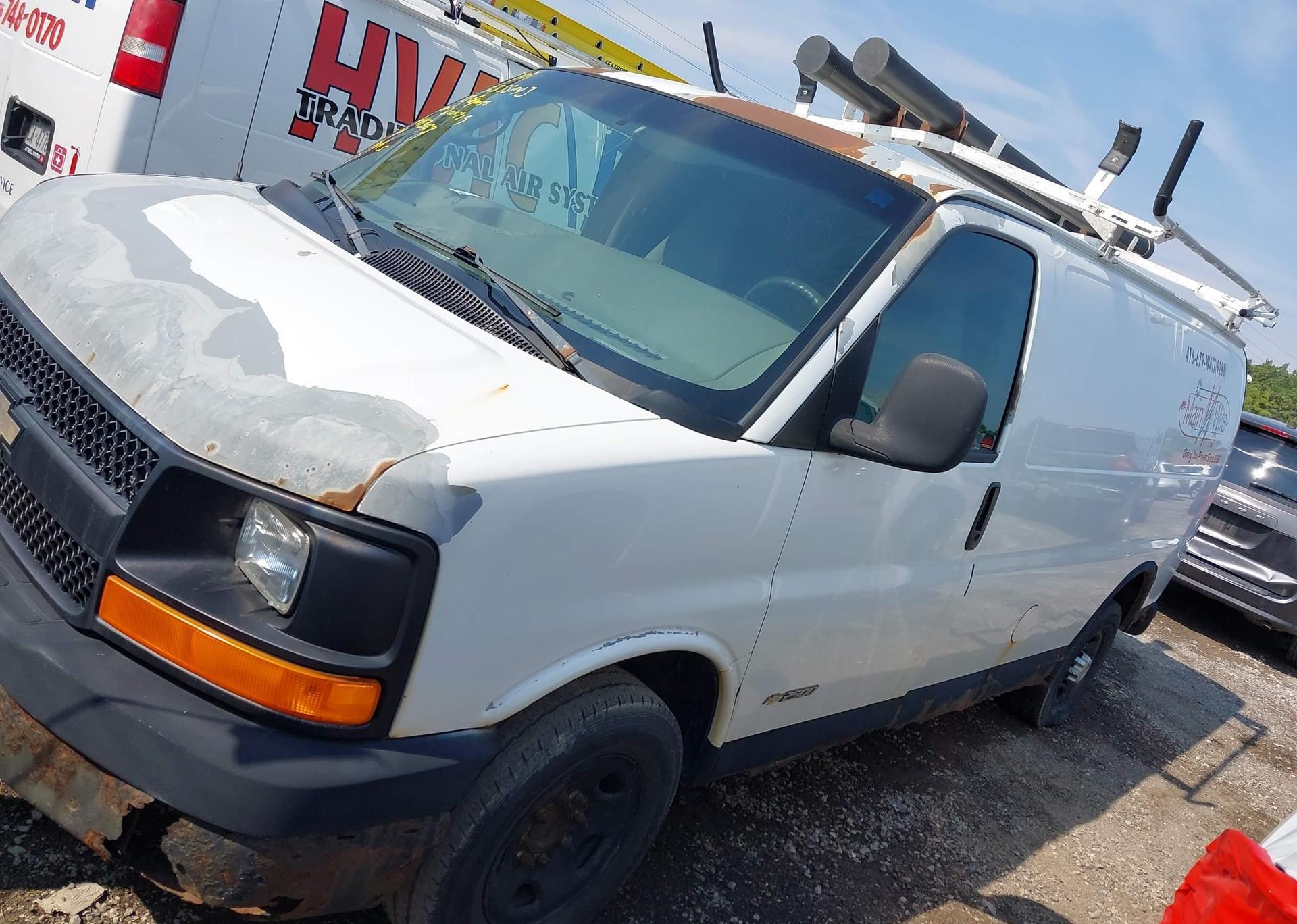 2005 CHEVROLET EXPRESS G2500
