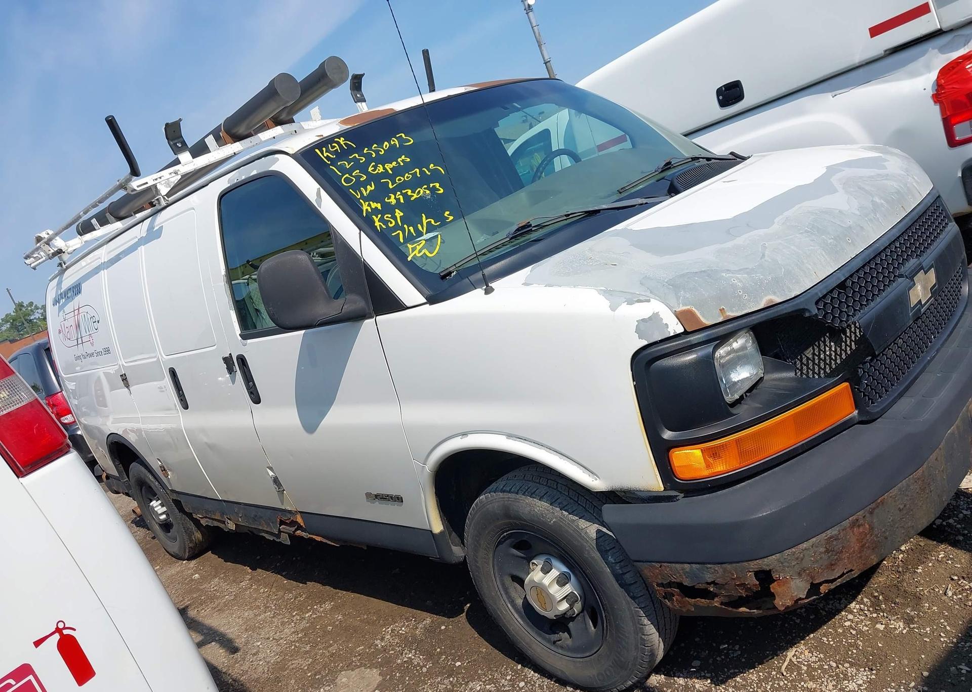 2005 CHEVROLET EXPRESS G2500