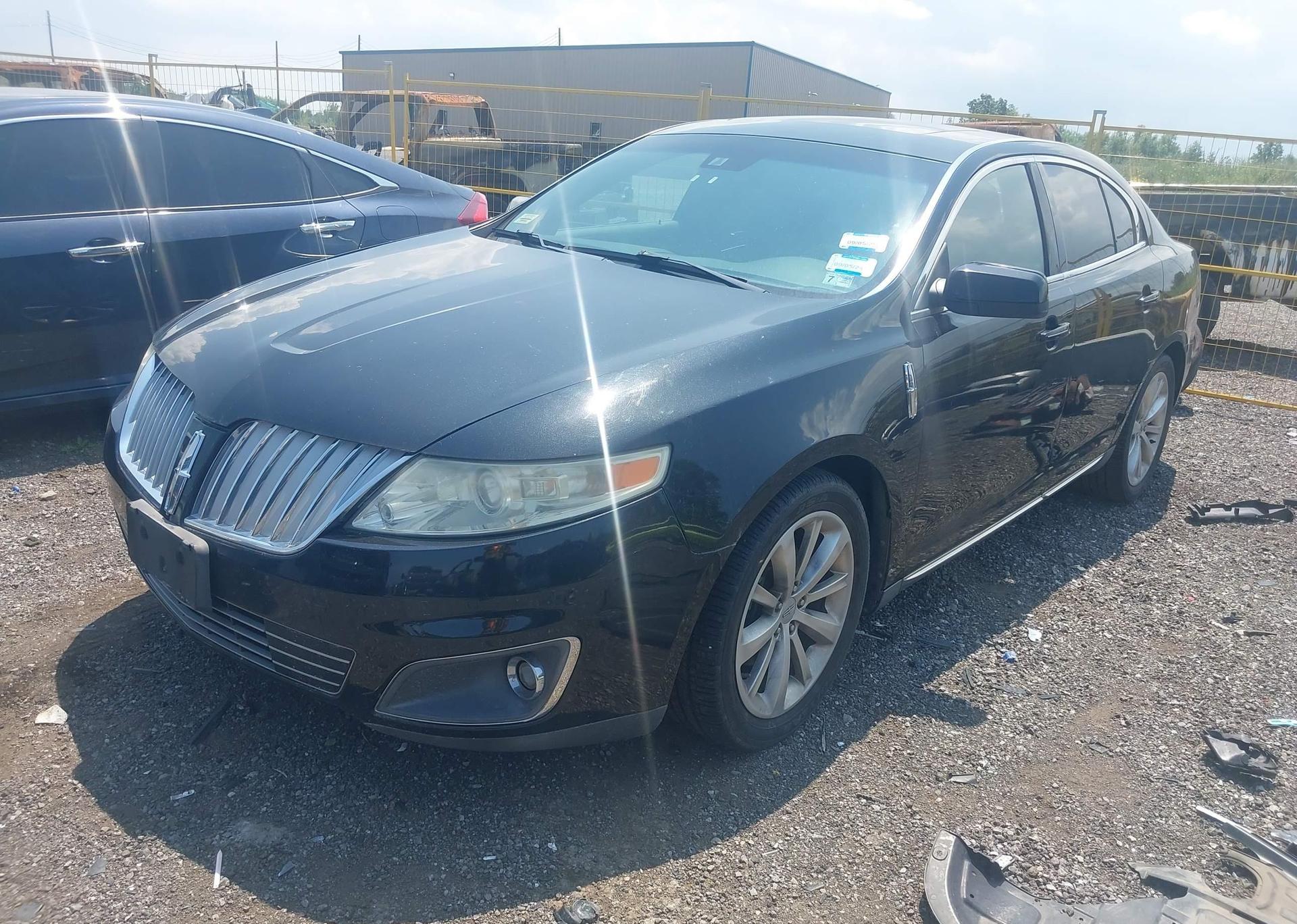 2011 LINCOLN MKS