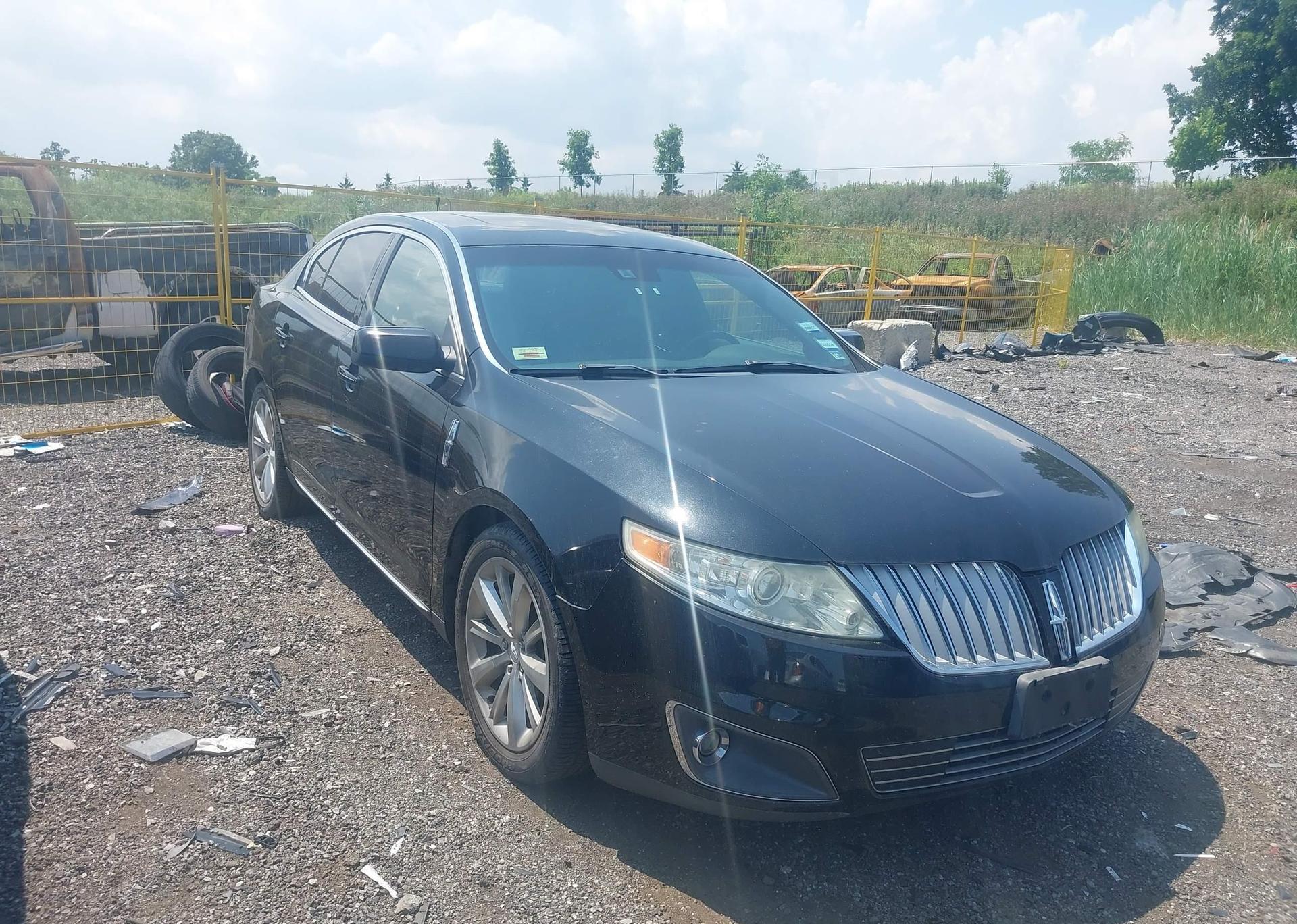2011 LINCOLN MKS