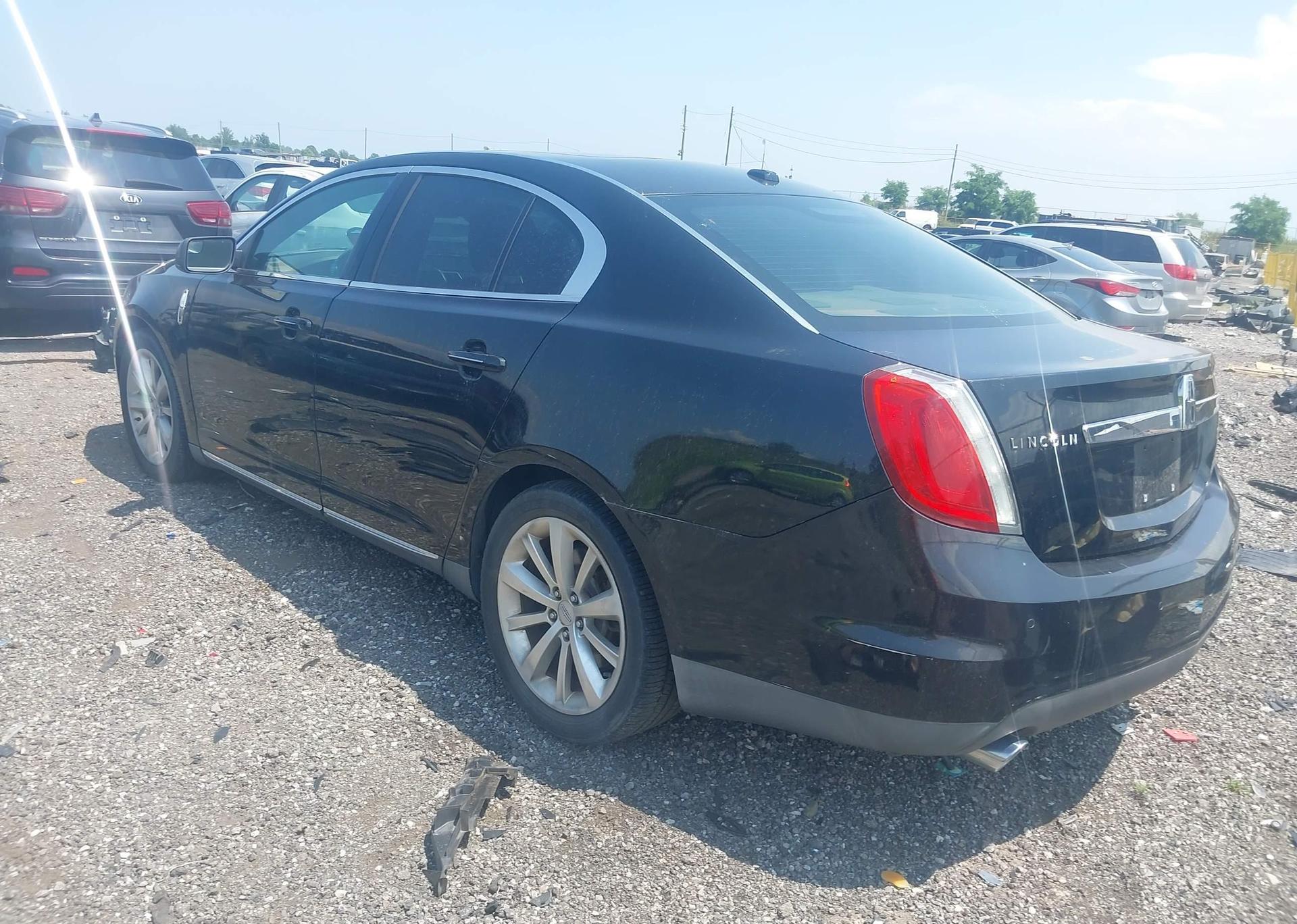 2011 LINCOLN MKS