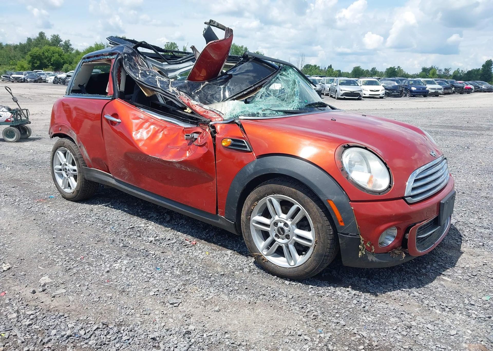2011 MINI COOPER CLASSIC