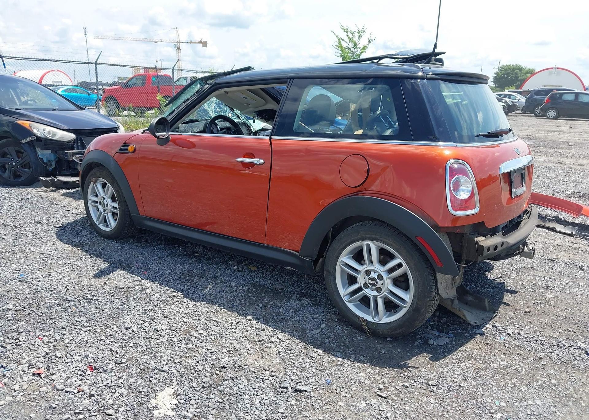 2011 MINI COOPER CLASSIC