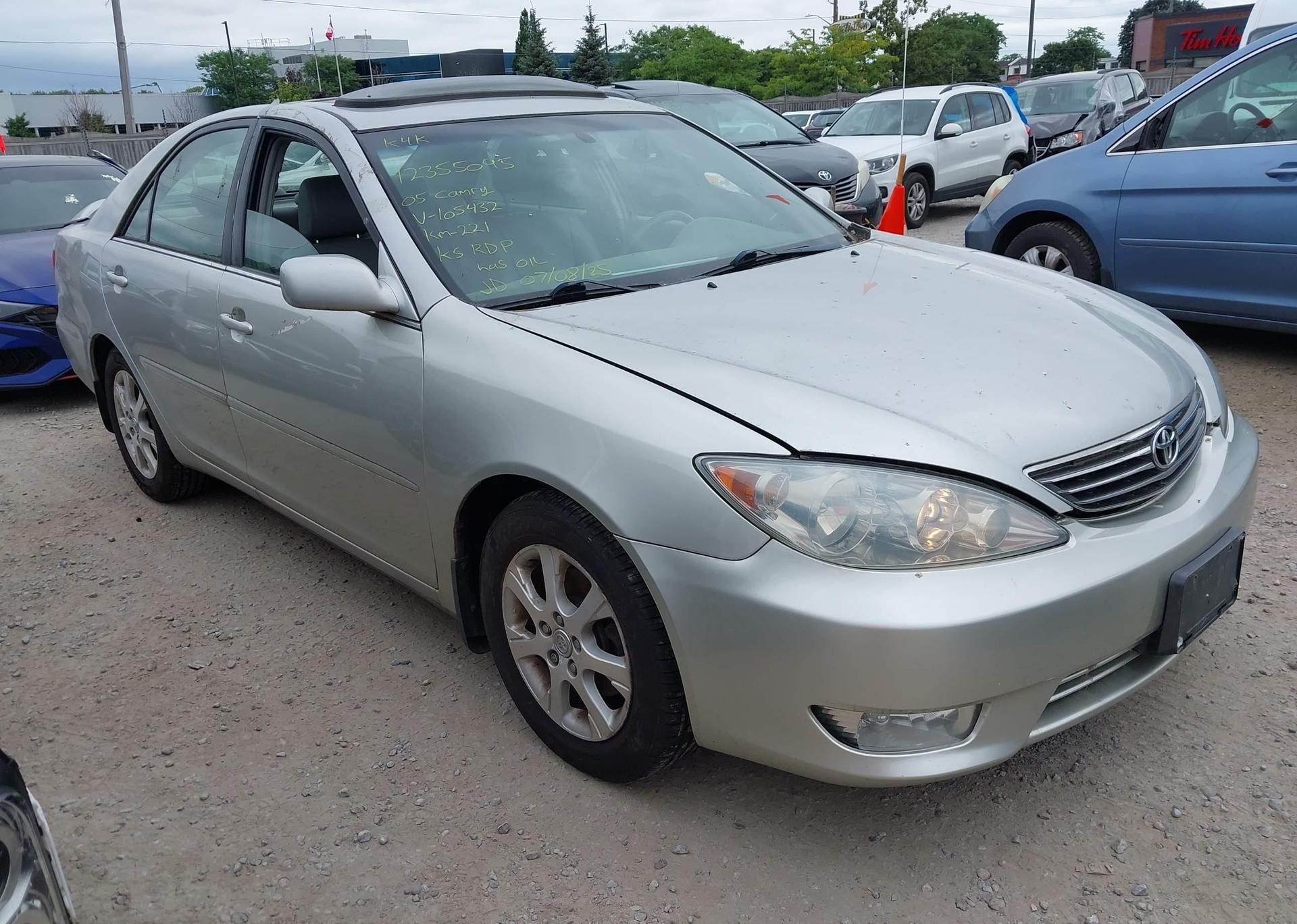 2005 TOYOTA CAMRY LE