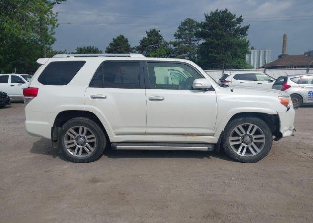 2013 TOYOTA 4RUNNER SR5