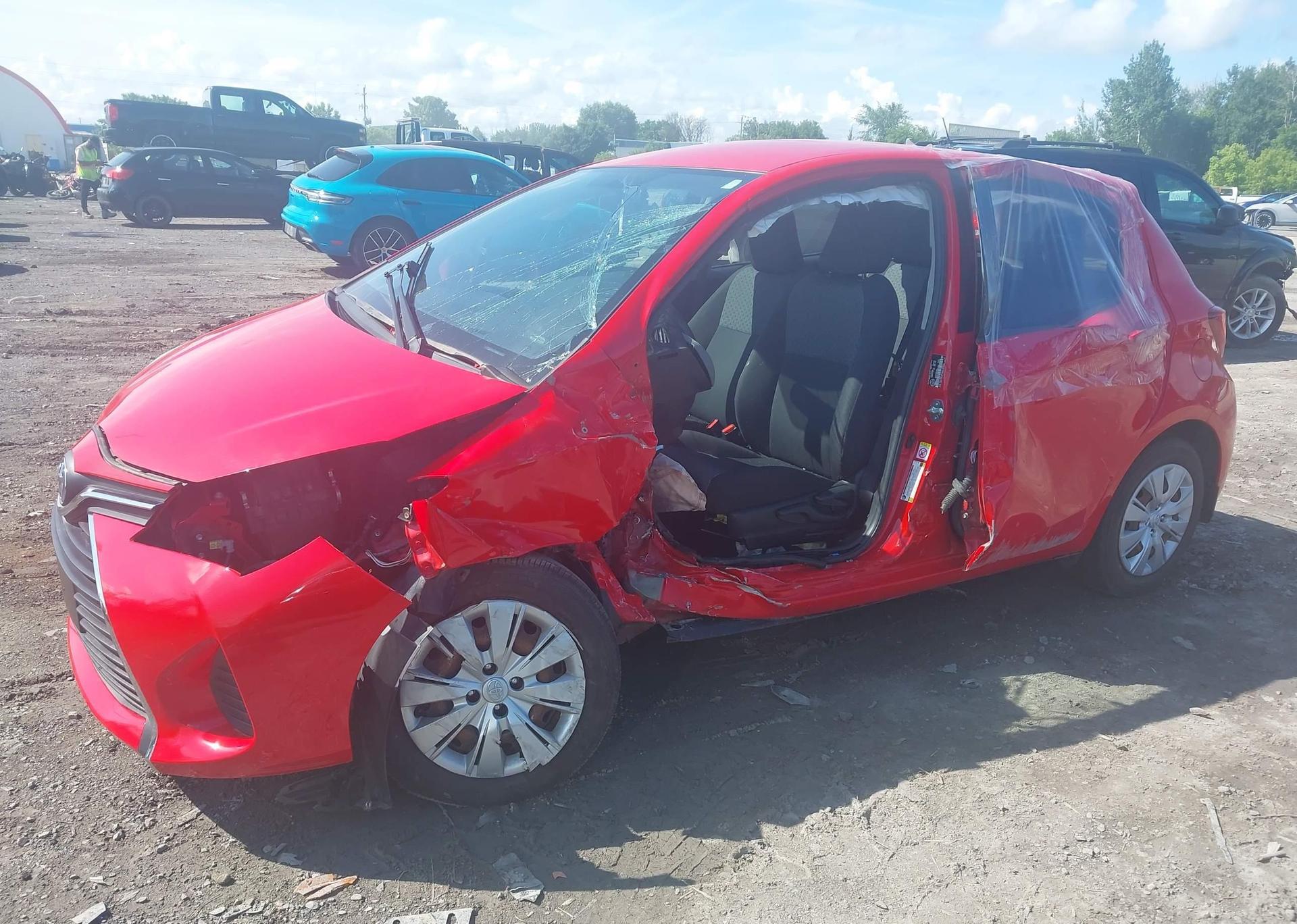 2016 TOYOTA YARIS L