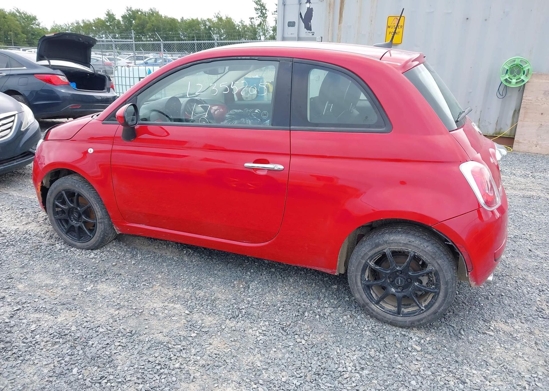 2017 FIAT 500 POP