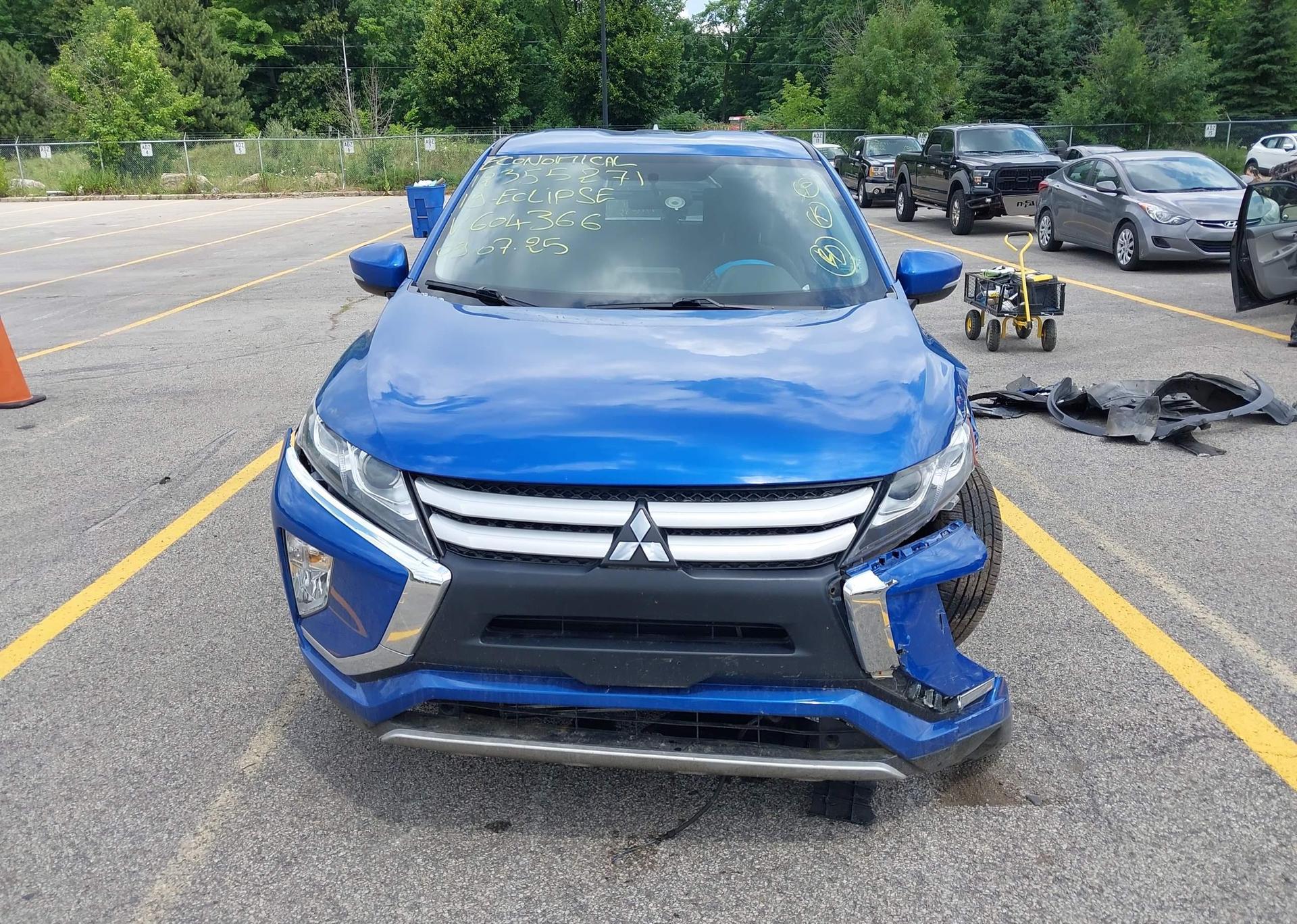 2019 MITSUBISHI ECLIPSE CROSS ES