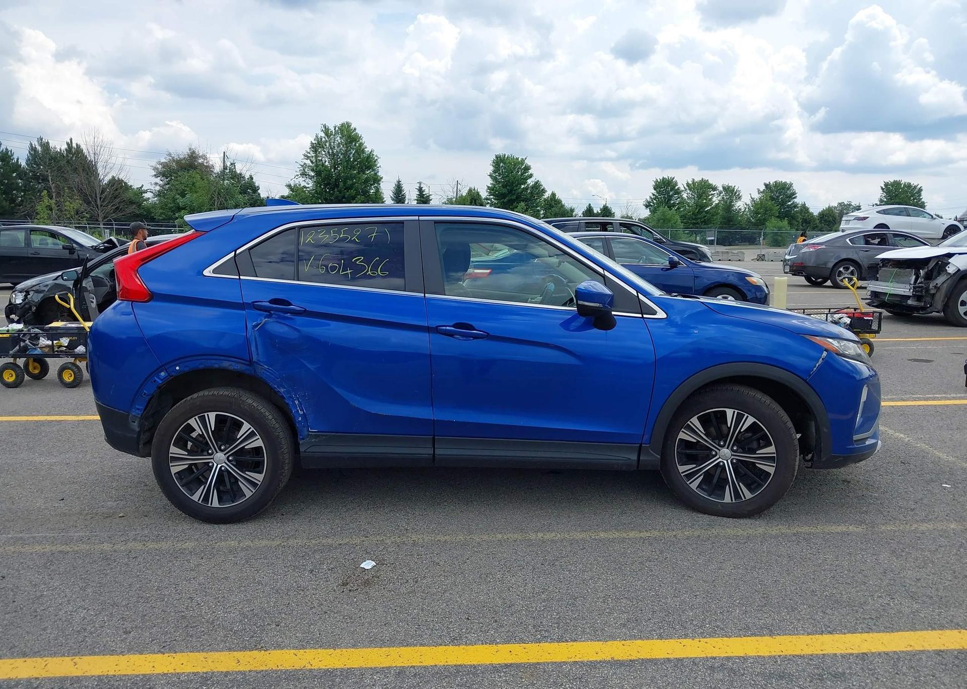 2019 MITSUBISHI ECLIPSE CROSS ES