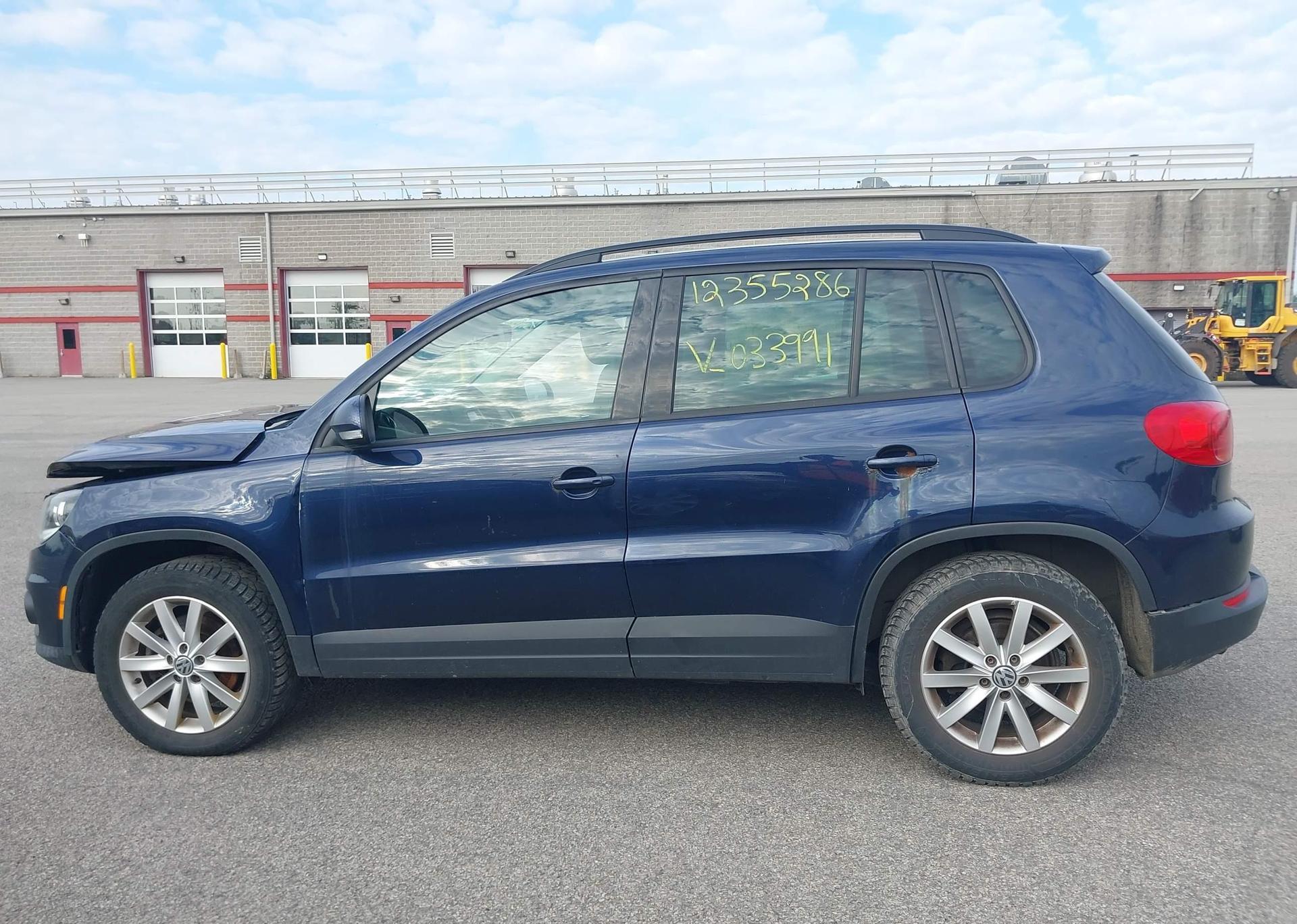 2016 VOLKSWAGEN TIGUAN