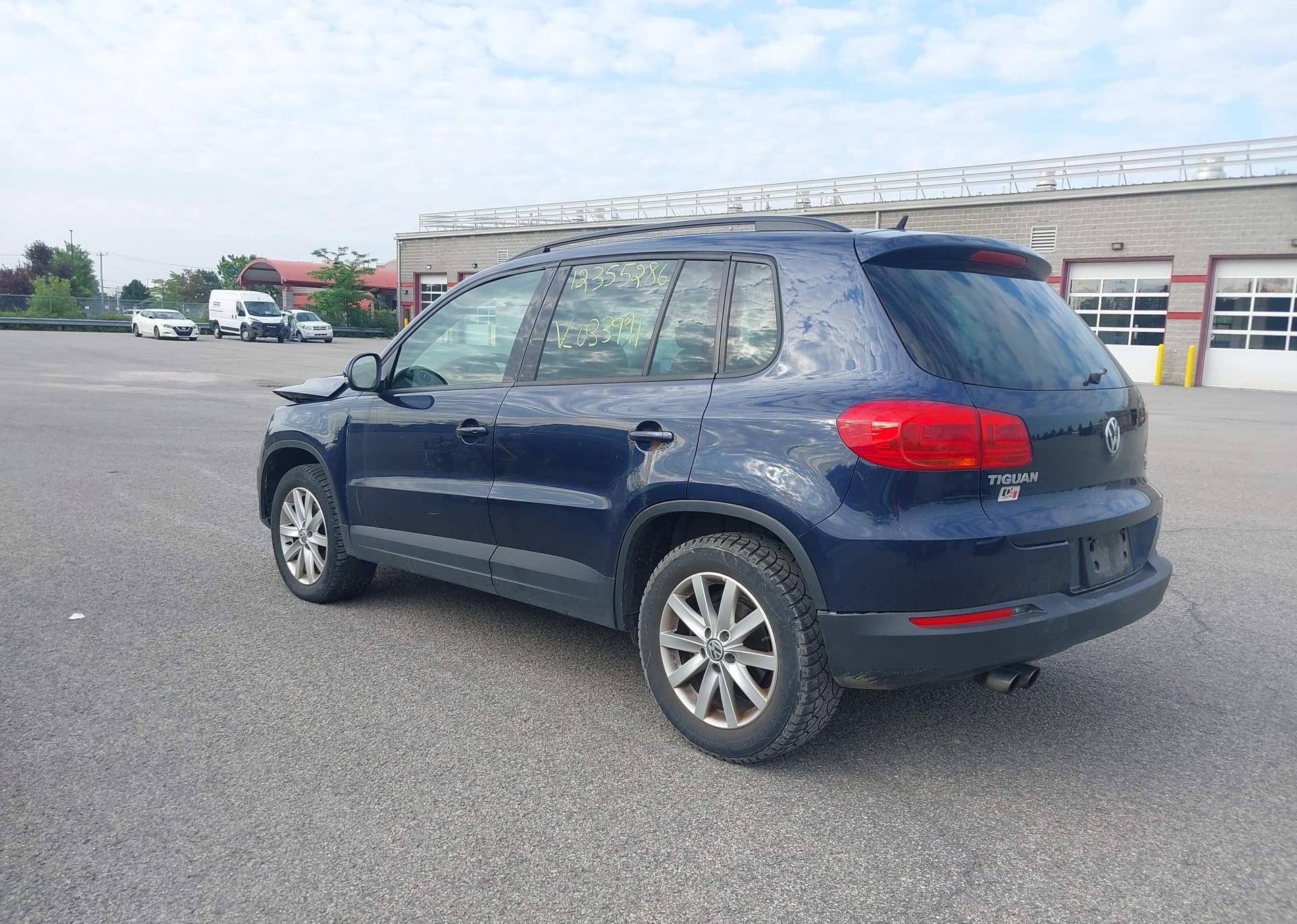 2016 VOLKSWAGEN TIGUAN