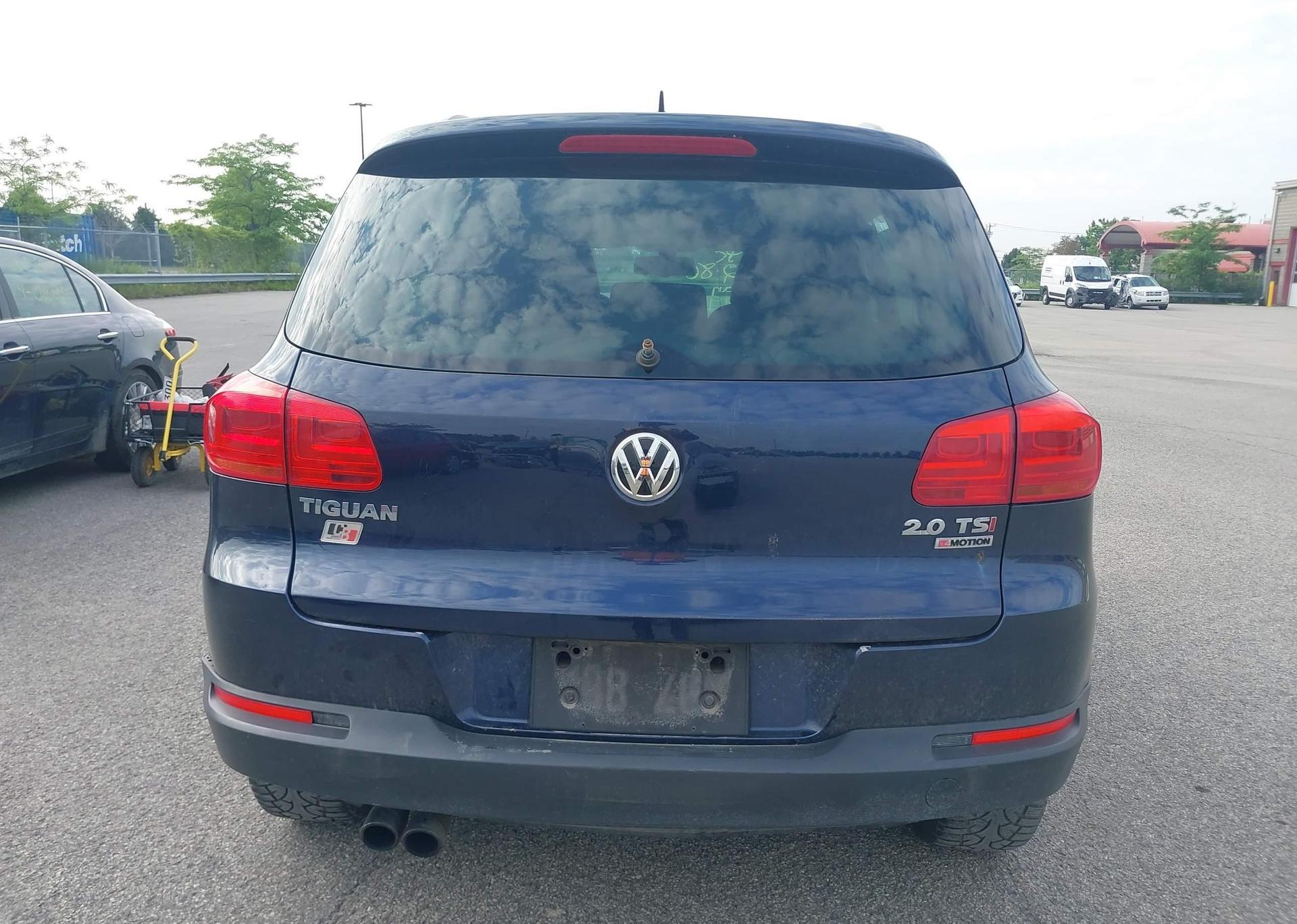 2016 VOLKSWAGEN TIGUAN