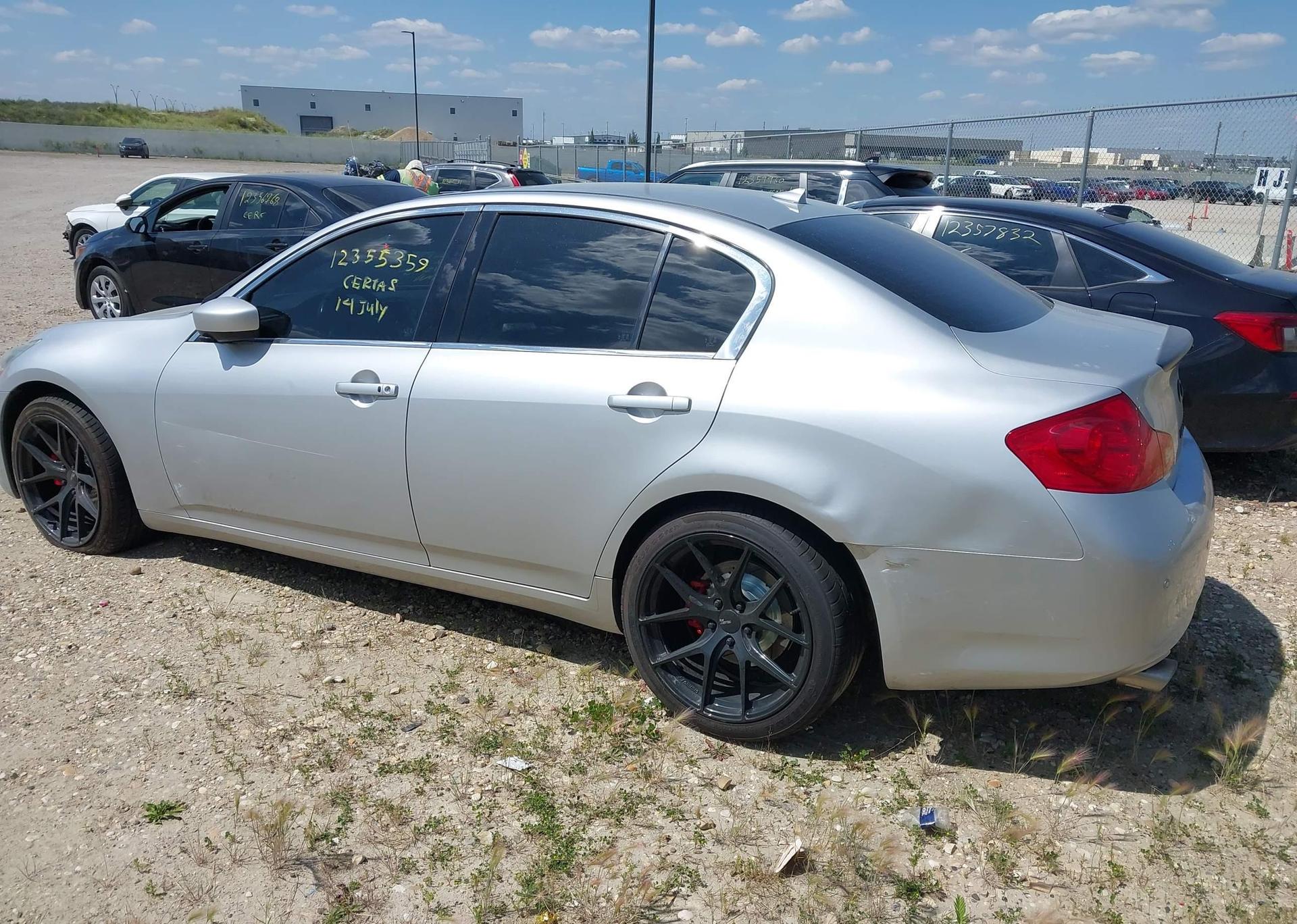 2012 INFINITI G37