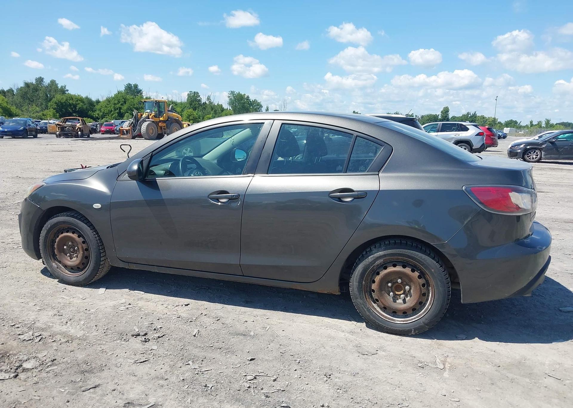 2010 MAZDA MAZDA3