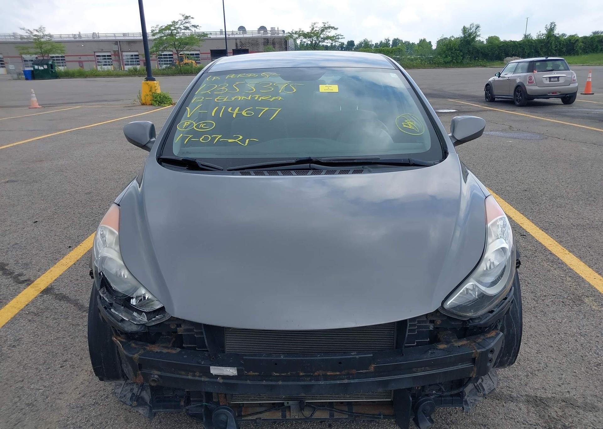 2012 HYUNDAI ELANTRA GLS