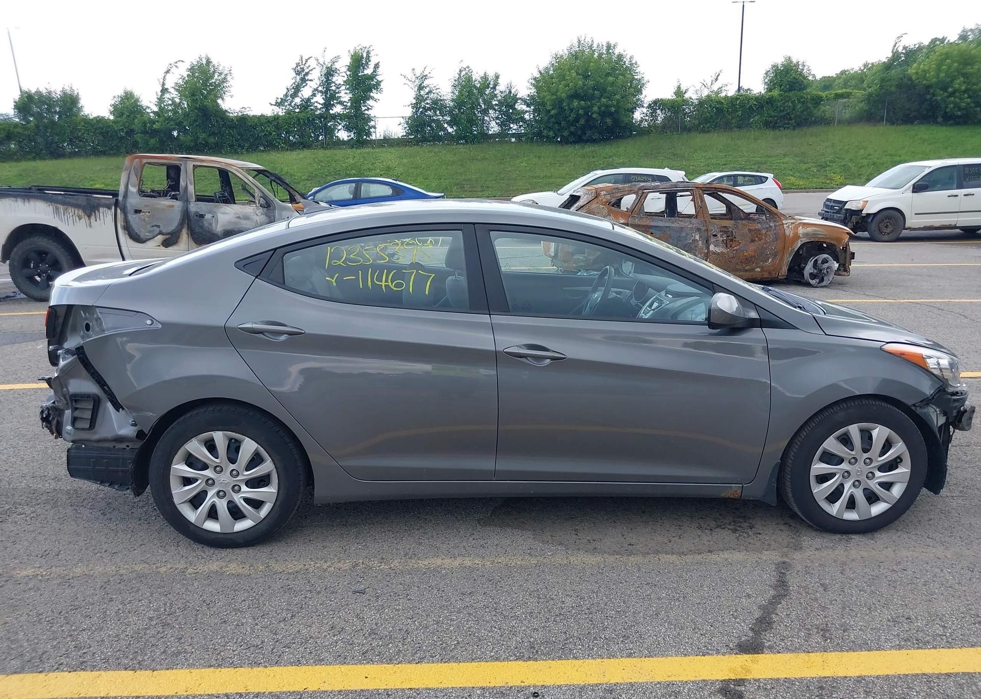 2012 HYUNDAI ELANTRA GLS