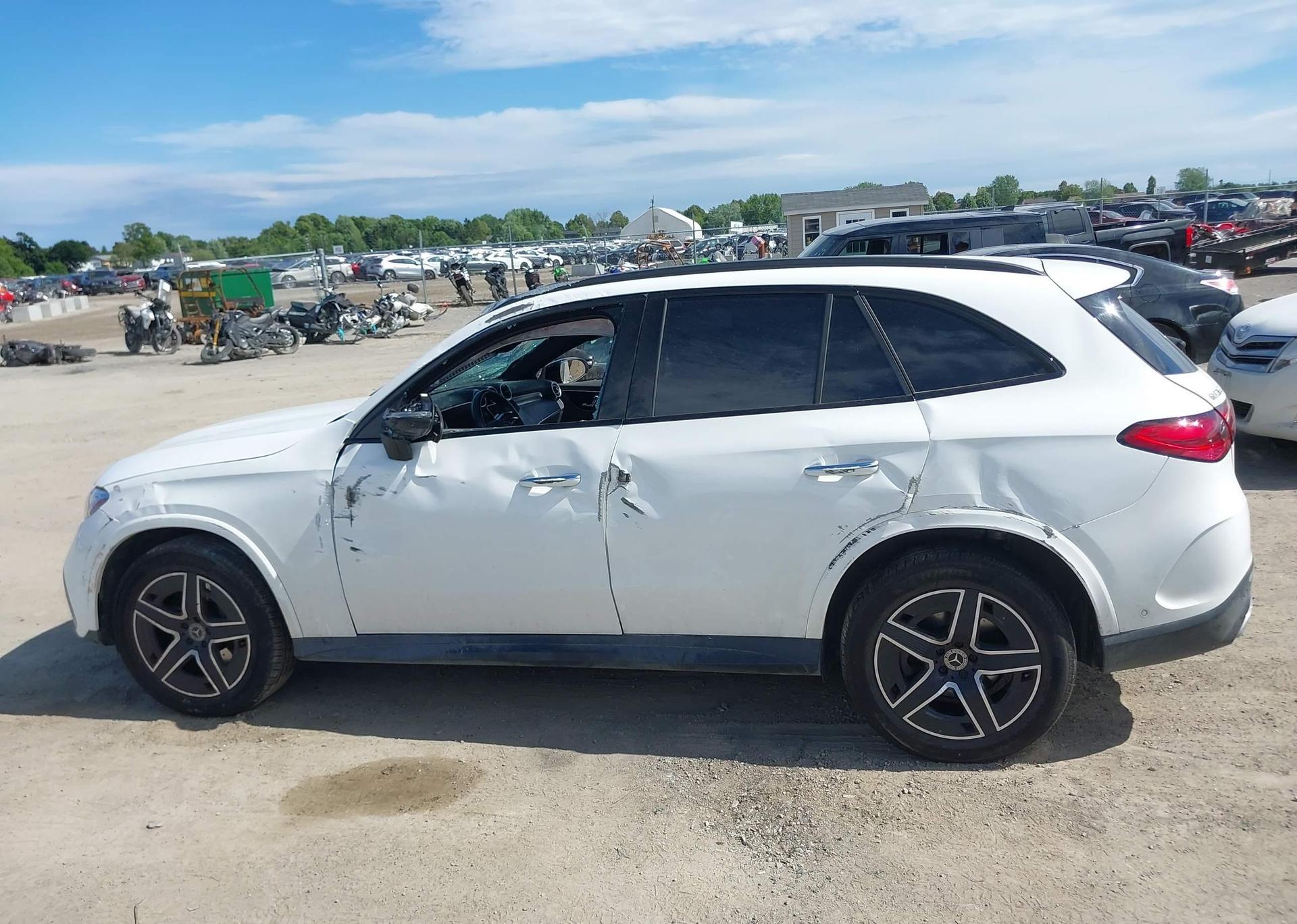 2024 MERCEDES-BENZ GLC 300 4MATIC
