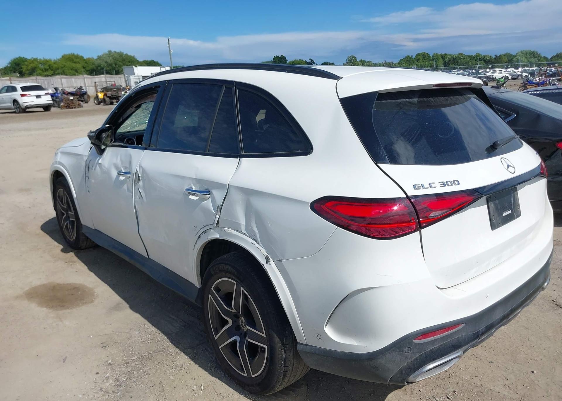 2024 MERCEDES-BENZ GLC 300 4MATIC