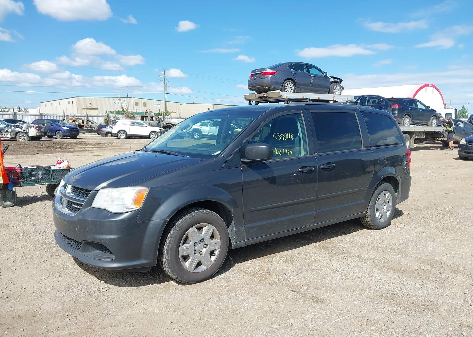 2012 DODGE GRAND CARAVAN SE