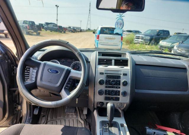 2009 FORD ESCAPE XLT
