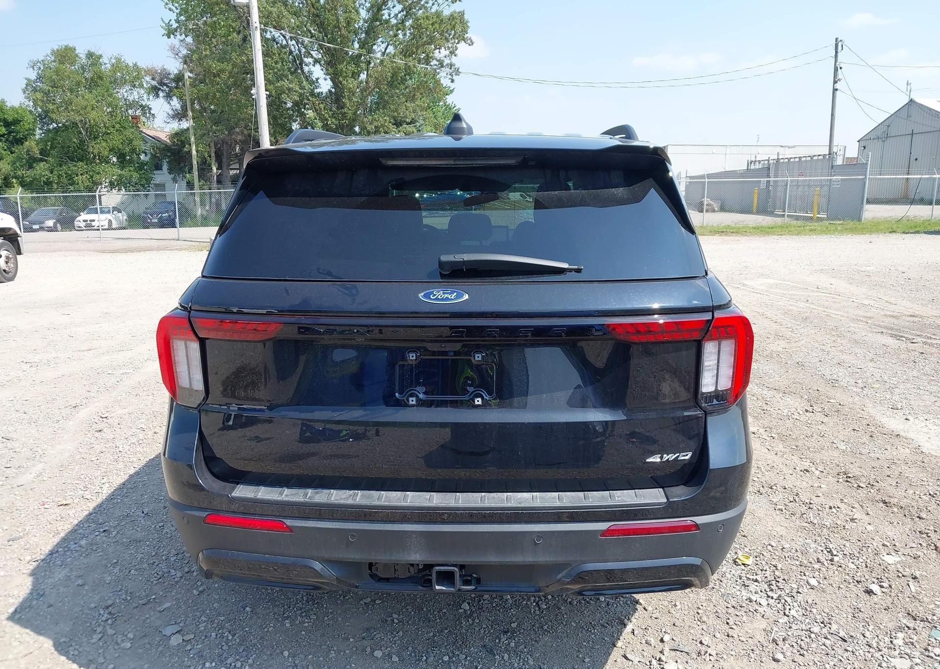 2025 FORD EXPLORER