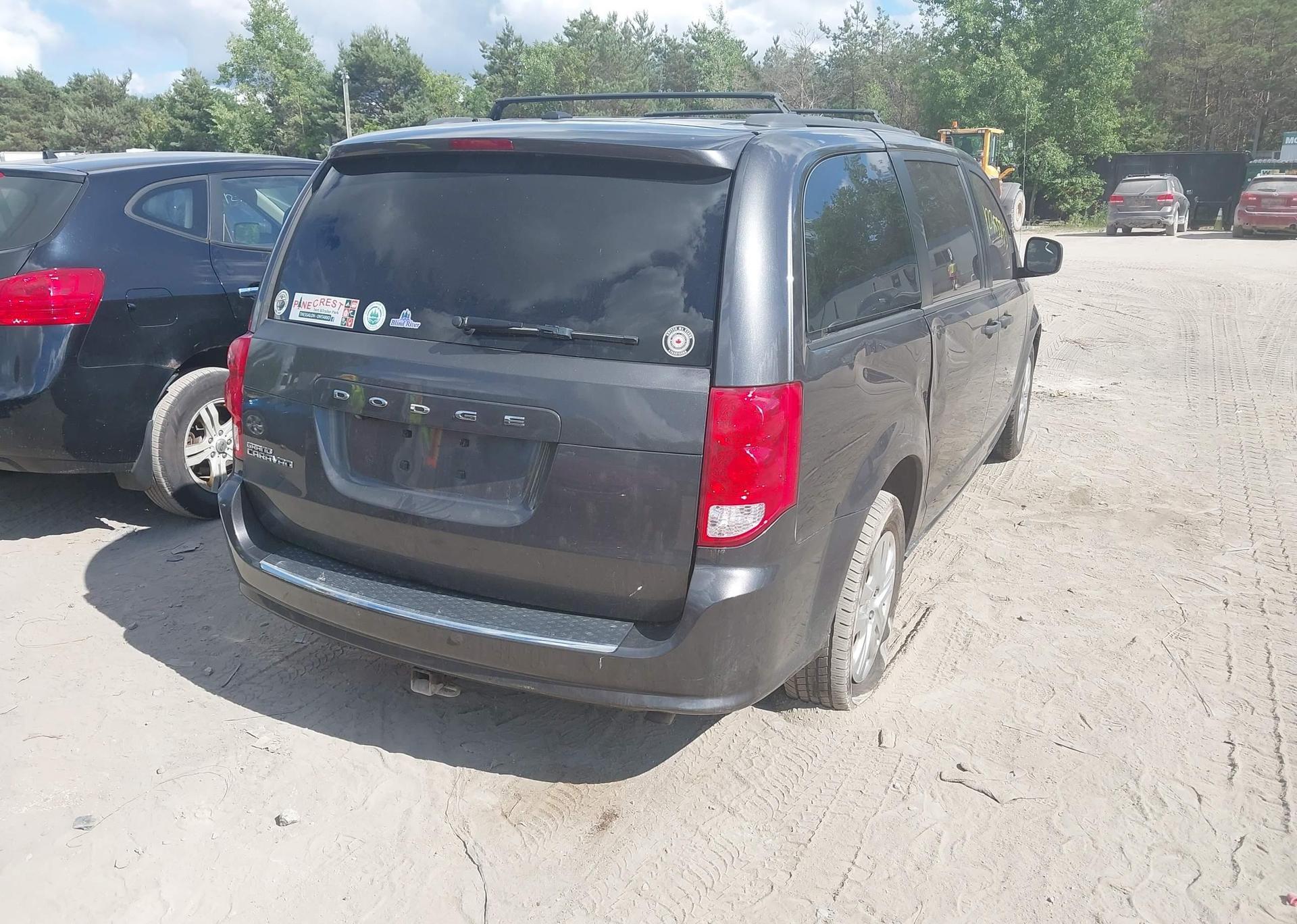 2018 DODGE GRAND CARAVAN SE